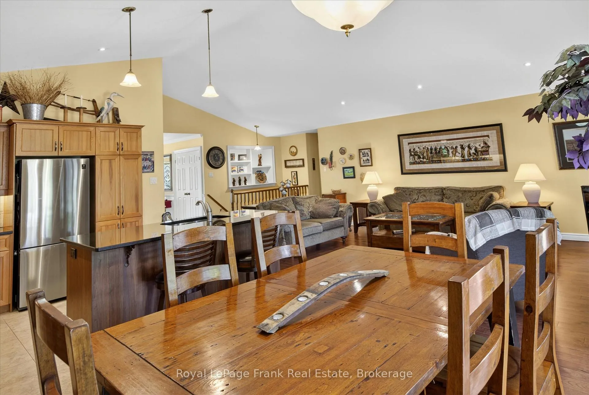 Photo 16 of 1333 Ireland Drive, Peterborough, Monaghan Ward 2 — HOMEH
