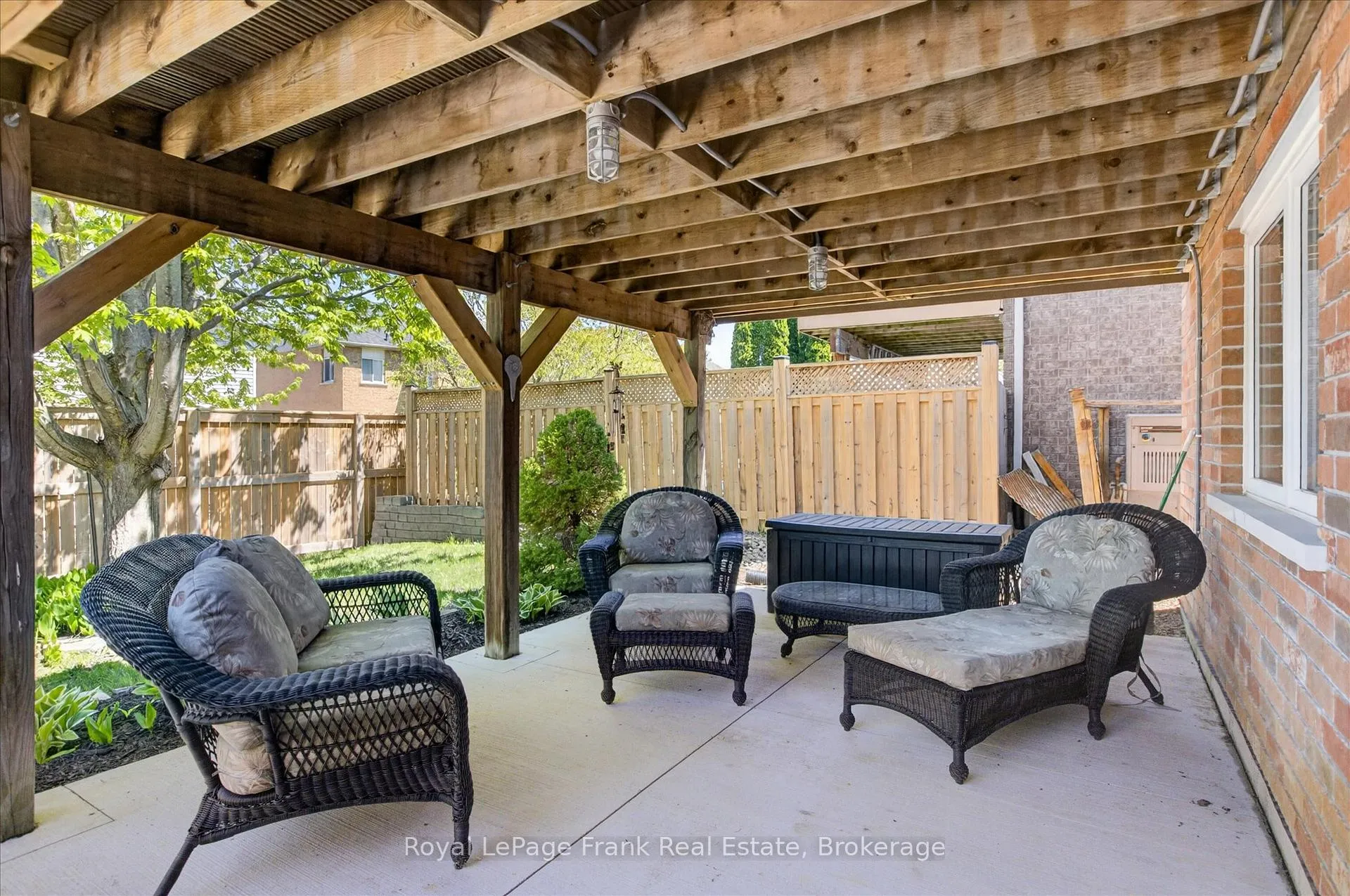 Photo 41 of 1333 Ireland Drive, Peterborough, Monaghan Ward 2 — HOMEH
