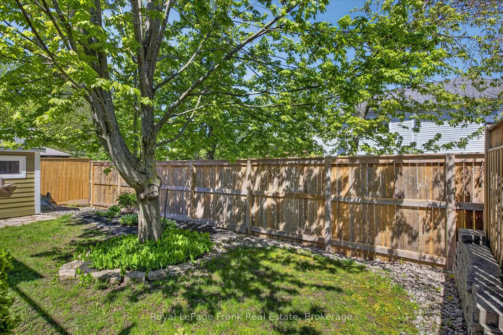 Photo 47 of 1333 Ireland Drive, Peterborough, Monaghan Ward 2 — HOMEH