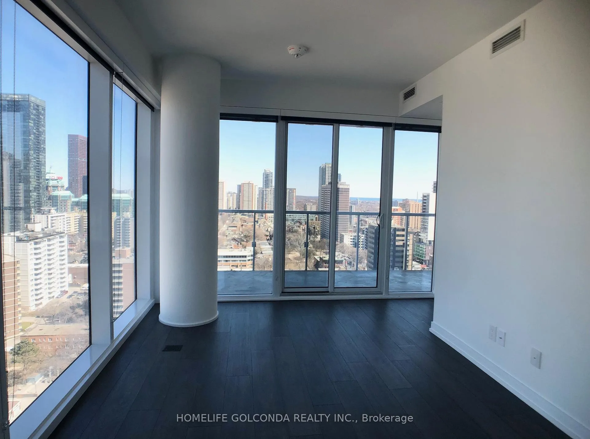 Photo 2 of Unit 2302, 3 Gloucester Street, Toronto, Church-Yonge Corridor — HOMEH