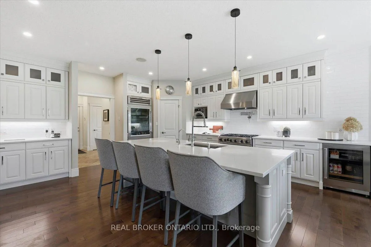 Photo 7 of 945 Riverstone Court, Kitchener — HOMEH
