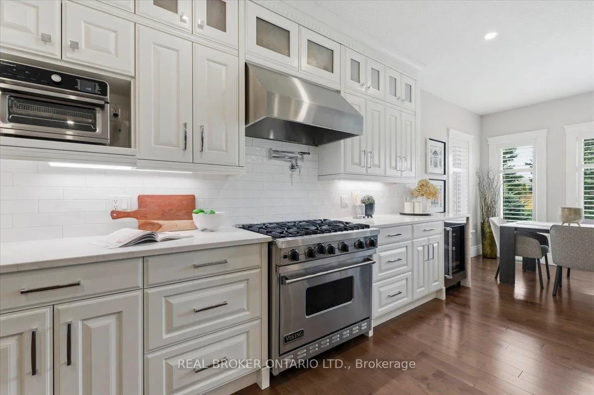 Photo 13 of 945 Riverstone Court, Kitchener — HOMEH