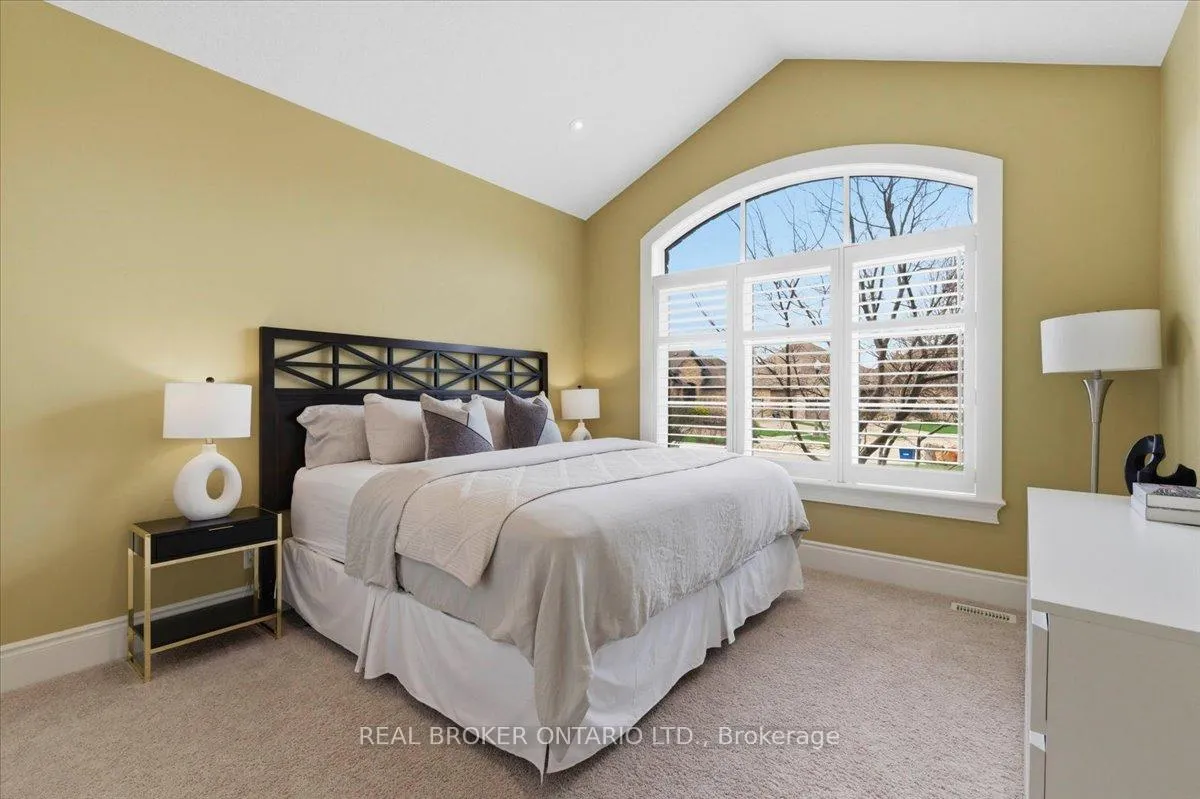 Photo 22 of 945 Riverstone Court, Kitchener — HOMEH