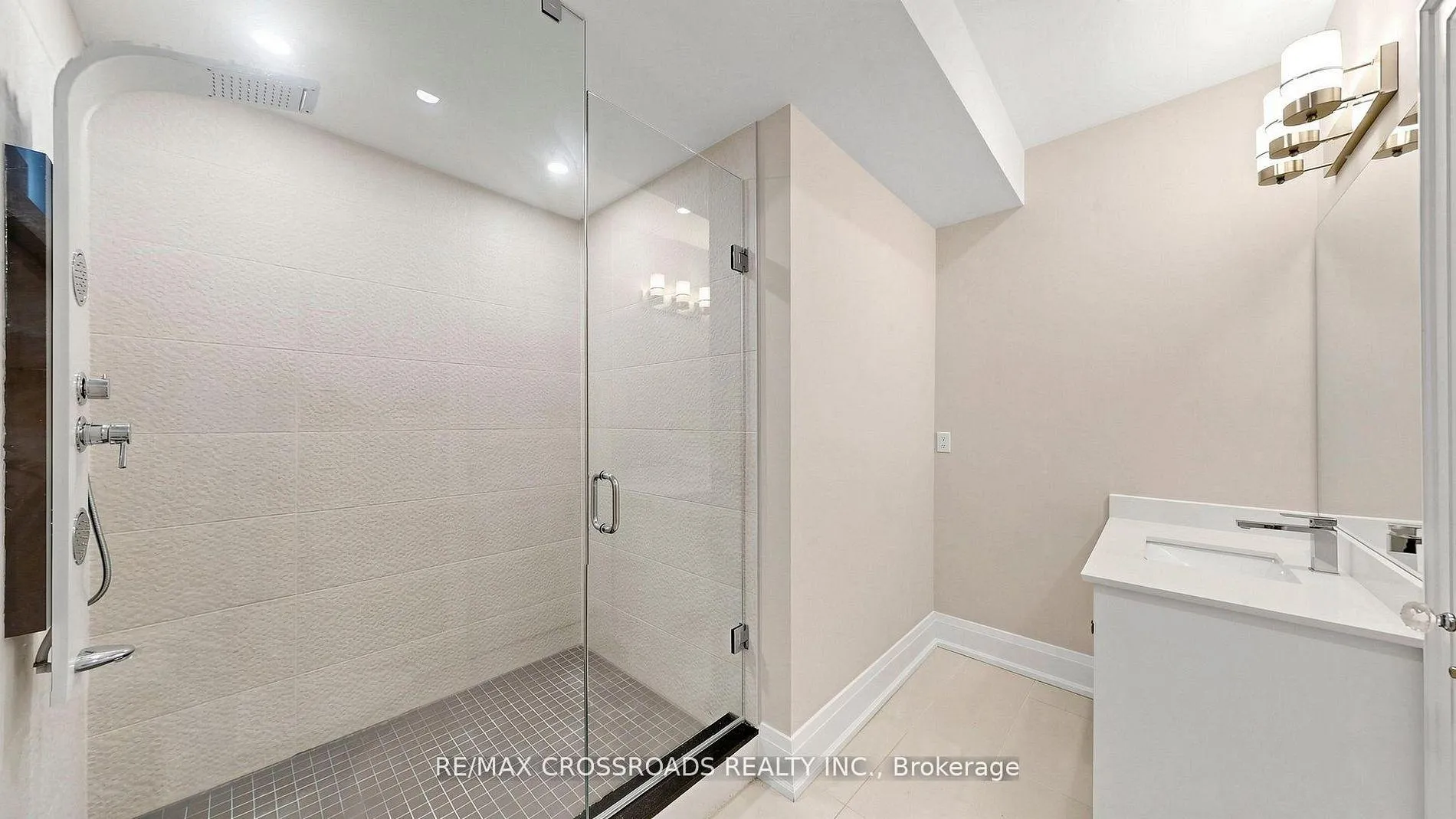 Photo 40 of 1427 Rosebank Road, Pickering, Woodlands — HOMEH