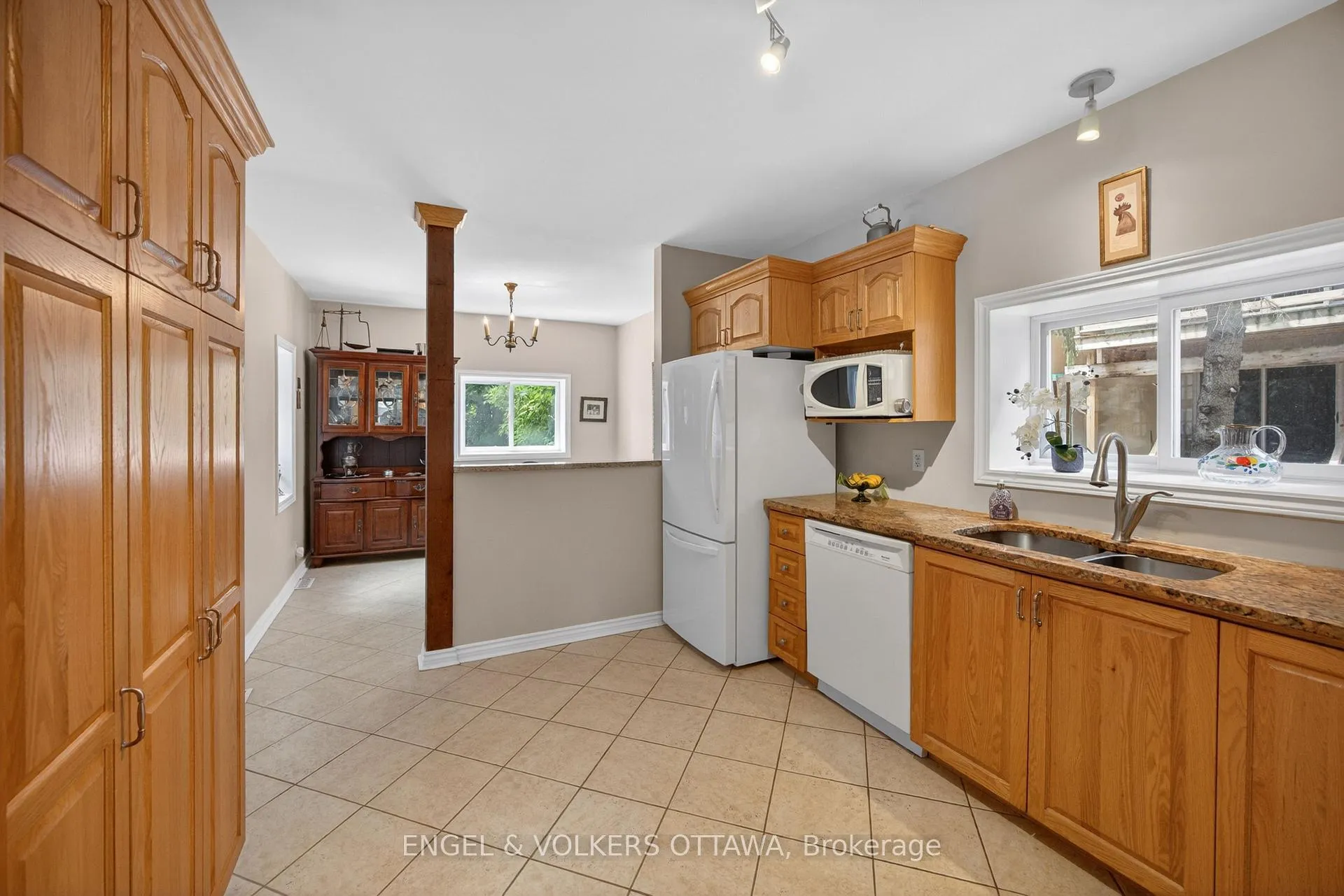 Photo 16 of 60 Glynn Avenue, Ottawa, Overbrook — HOMEH