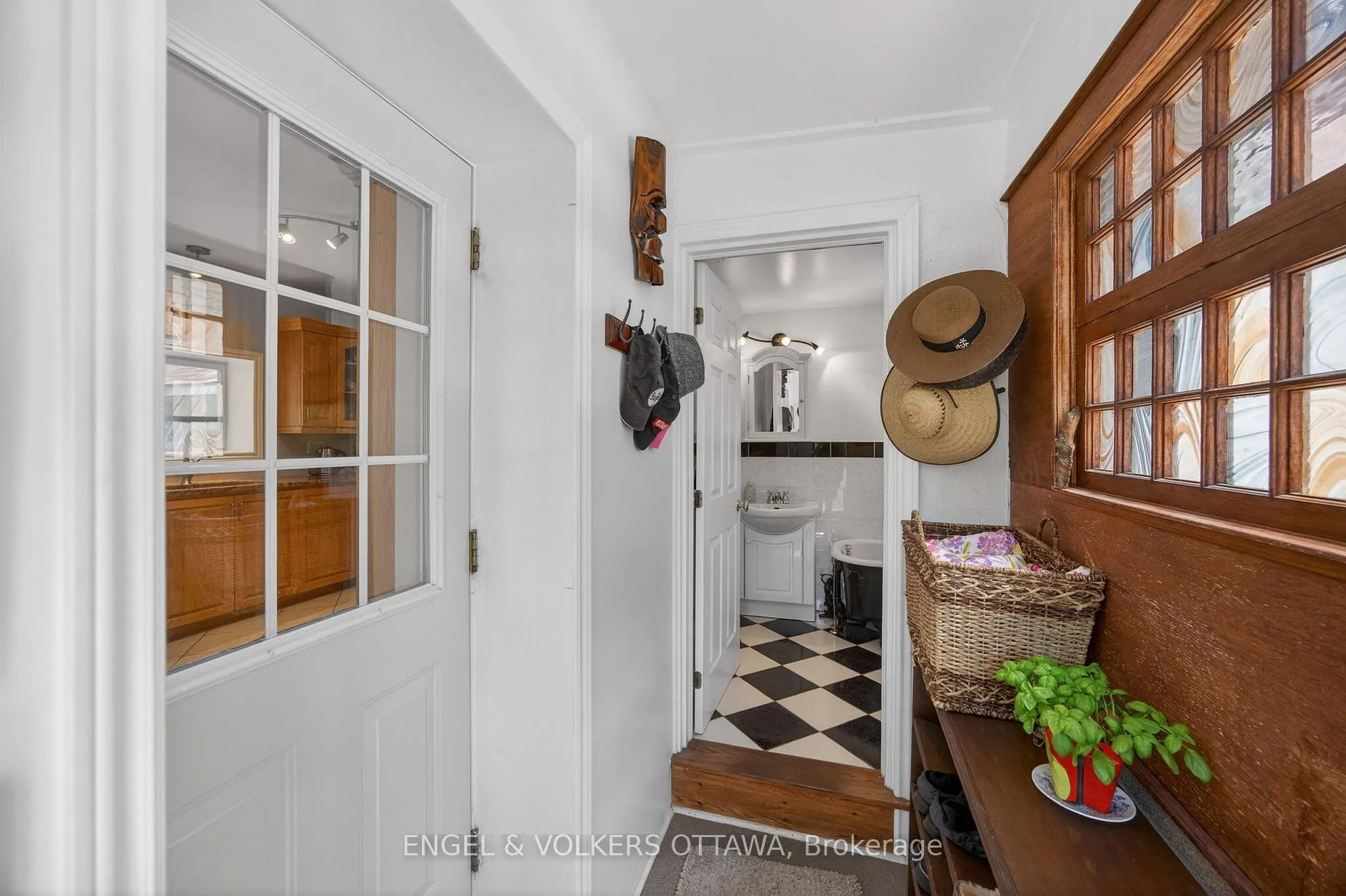 Photo 19 of 60 Glynn Avenue, Ottawa, Overbrook — HOMEH