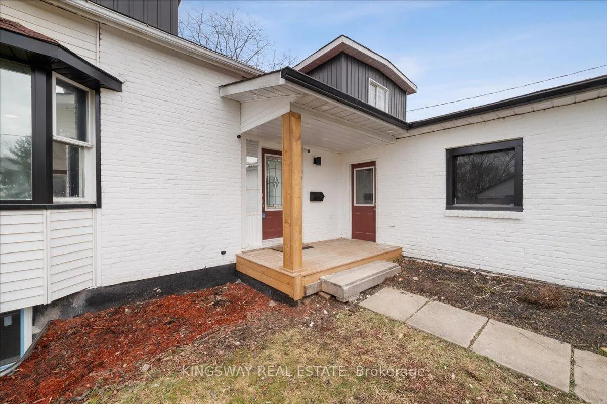 Photo 7 of Unit UPPER, 1144 Fisher Avenue, Burlington, Mountainside — HOMEH