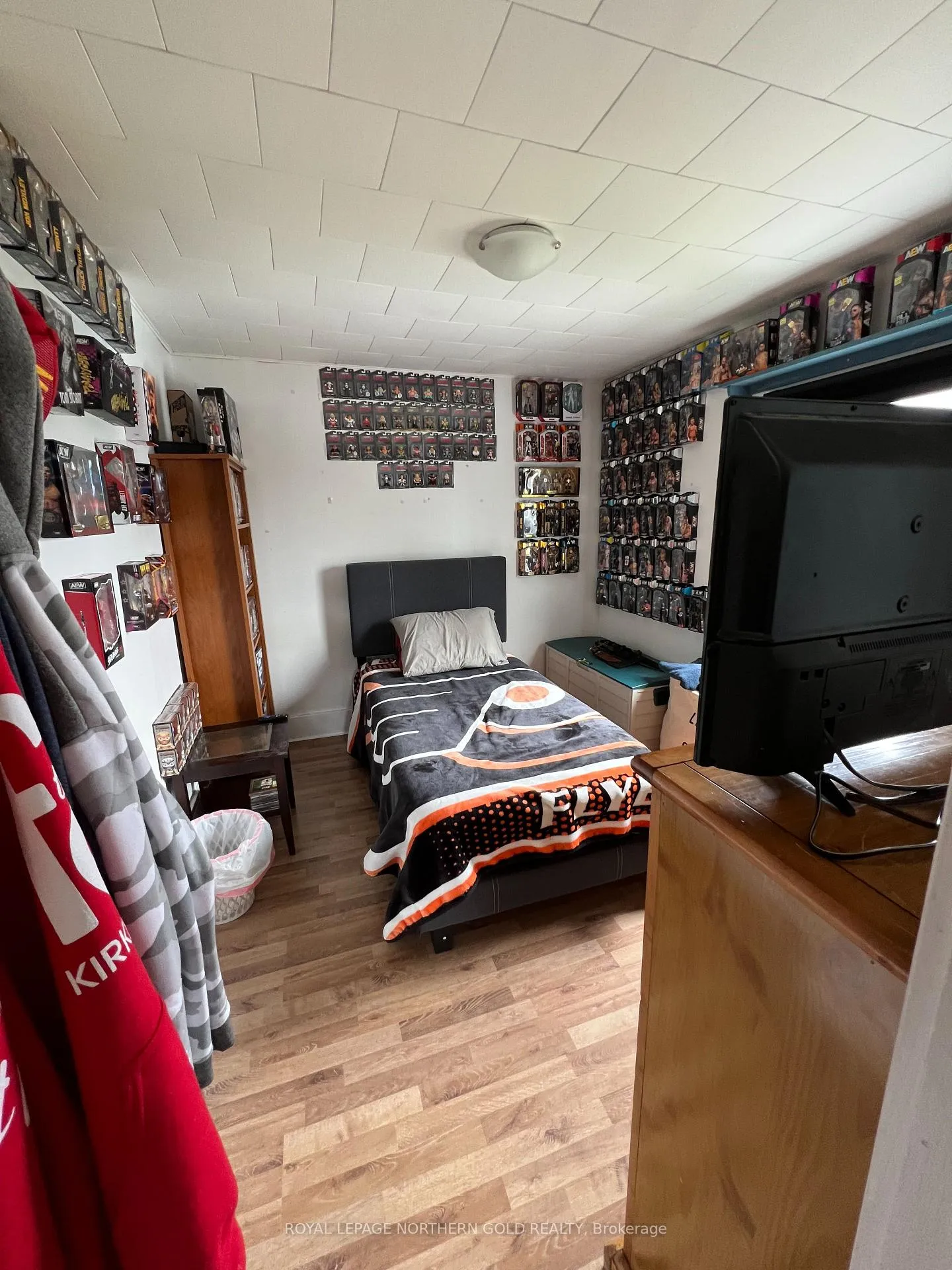 Photo 18 of 45 Taylor Avenue, Kirkland Lake, KL & Area — HOMEH