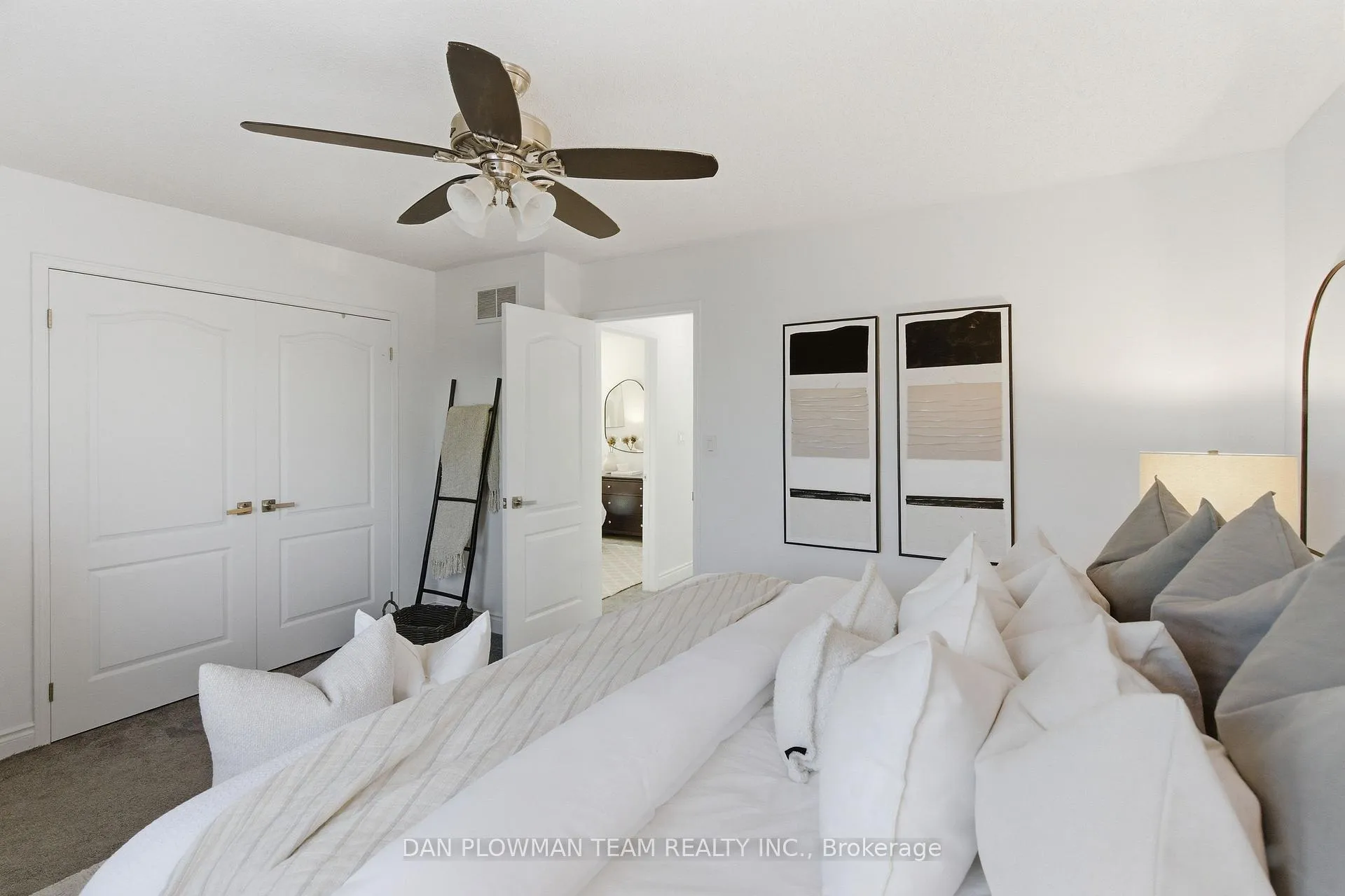 Photo 21 of 7 Treen Crescent, Whitby, Rolling Acres — HOMEH