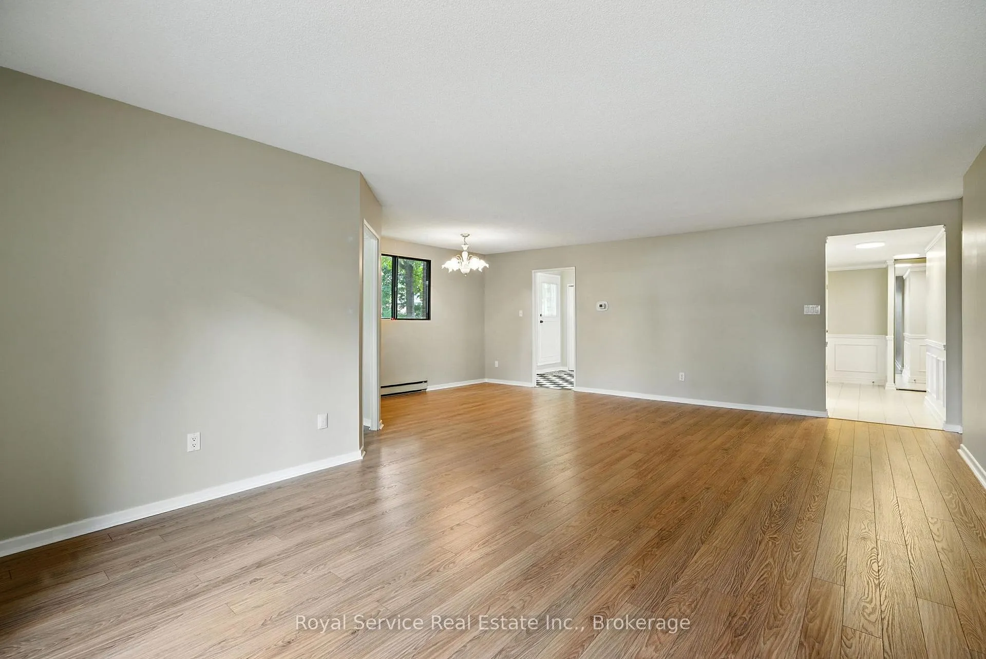 Photo 9 of Unit 101, 337 Simcoe Street N, Oshawa, O'Neill — HOMEH
