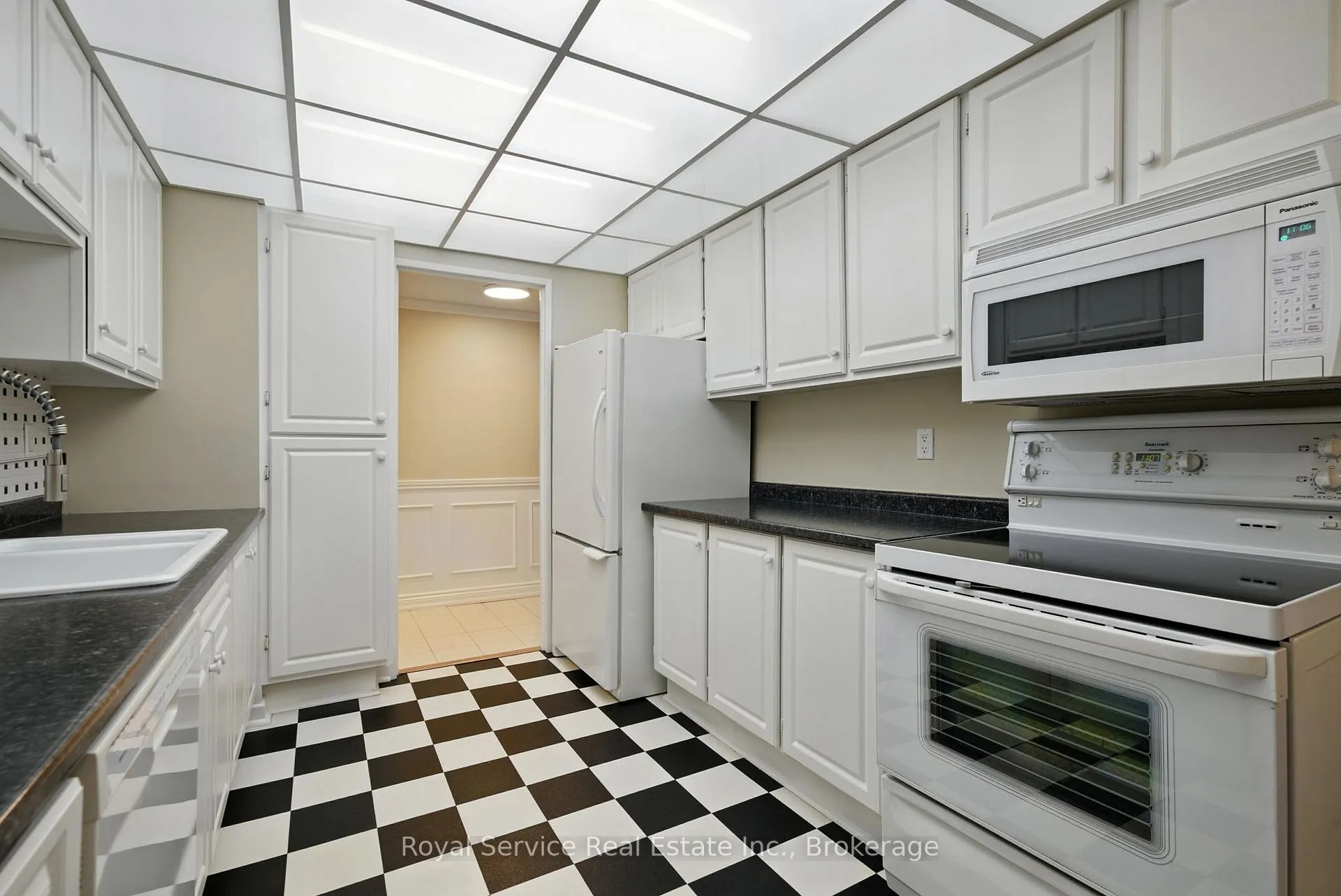 Photo 13 of Unit 101, 337 Simcoe Street N, Oshawa, O'Neill — HOMEH