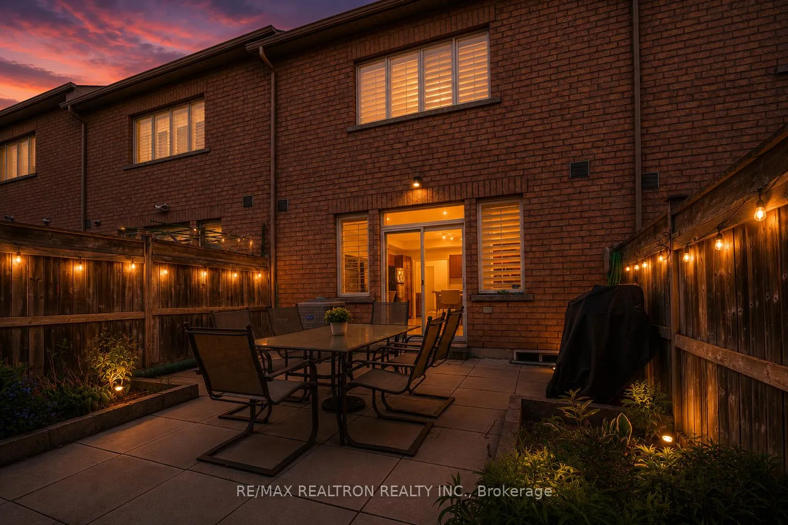 Photo 16 of Unit 9, 700 Summeridge Drive, Vaughan, Patterson — HOMEH