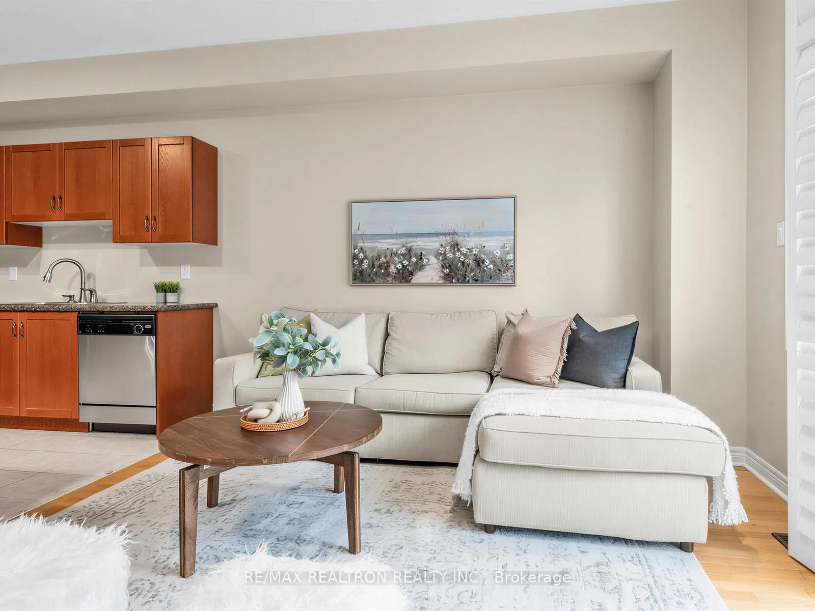 Photo 19 of Unit 9, 700 Summeridge Drive, Vaughan, Patterson — HOMEH