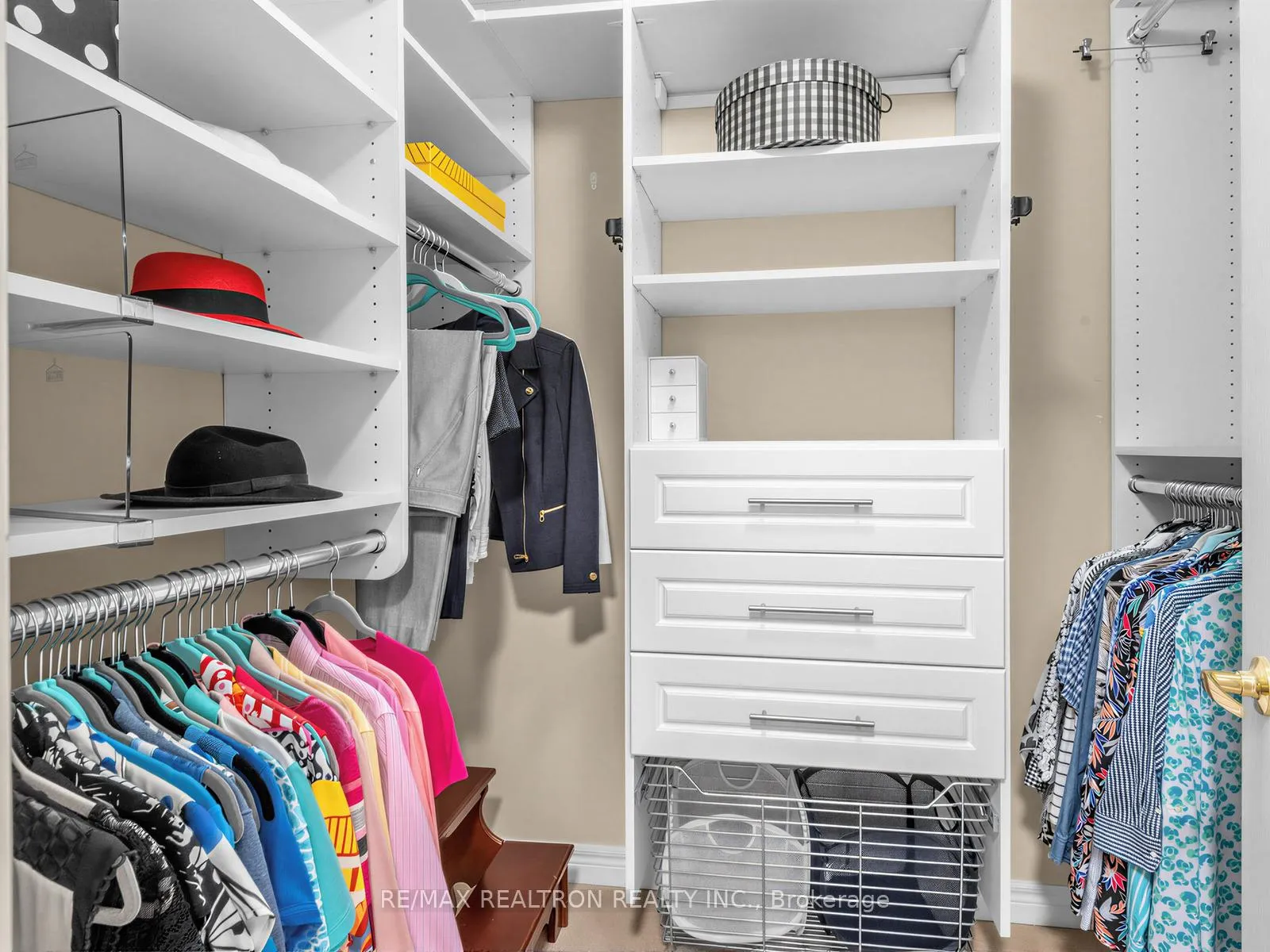 Photo 29 of Unit 9, 700 Summeridge Drive, Vaughan, Patterson — HOMEH