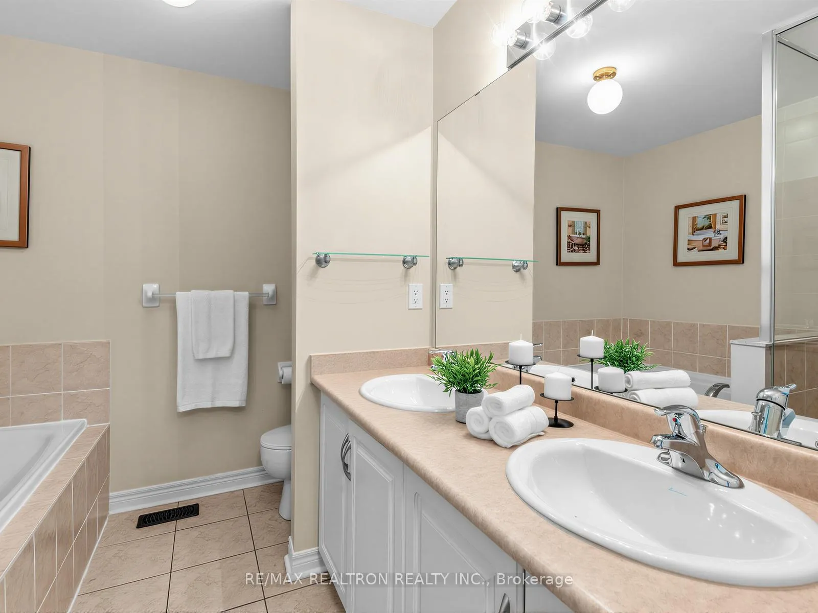 Photo 30 of Unit 9, 700 Summeridge Drive, Vaughan, Patterson — HOMEH