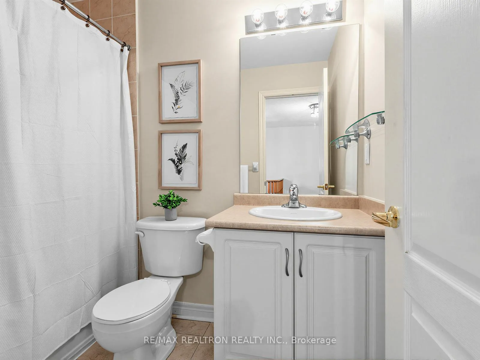 Photo 34 of Unit 9, 700 Summeridge Drive, Vaughan, Patterson — HOMEH