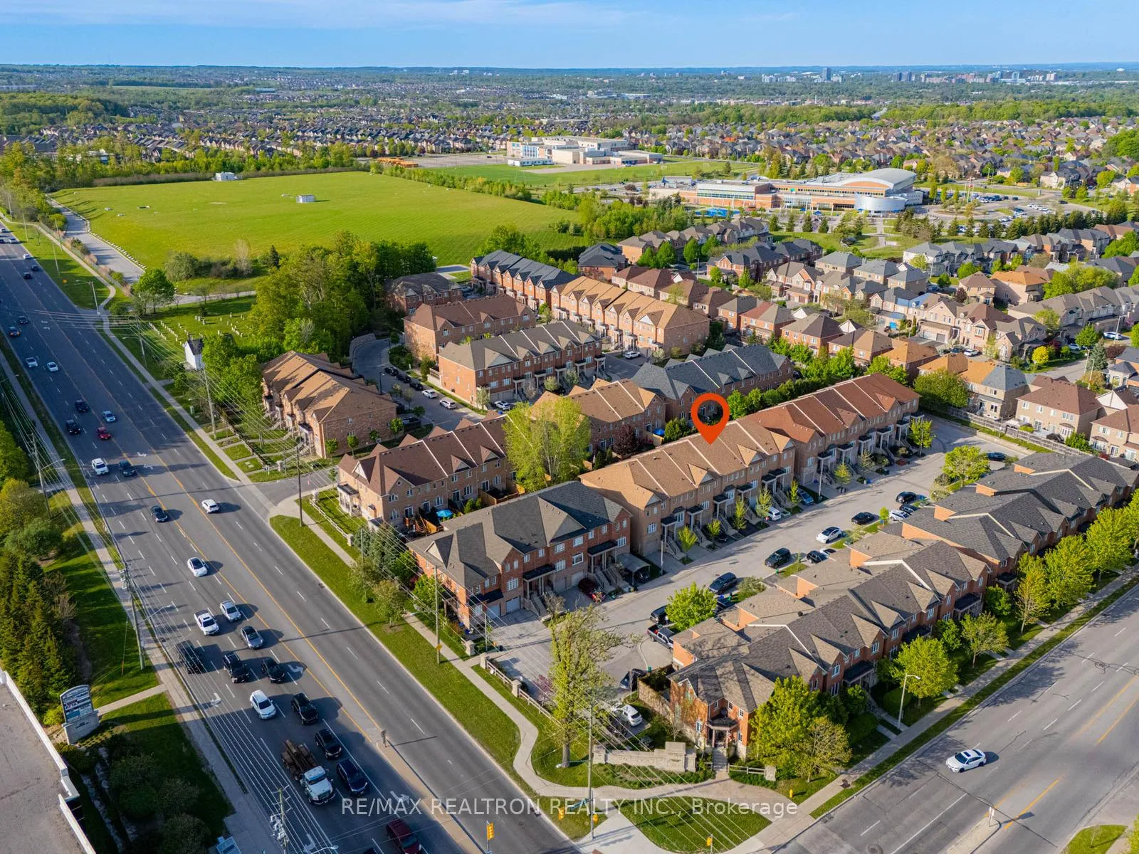 Photo 37 of Unit 9, 700 Summeridge Drive, Vaughan, Patterson — HOMEH