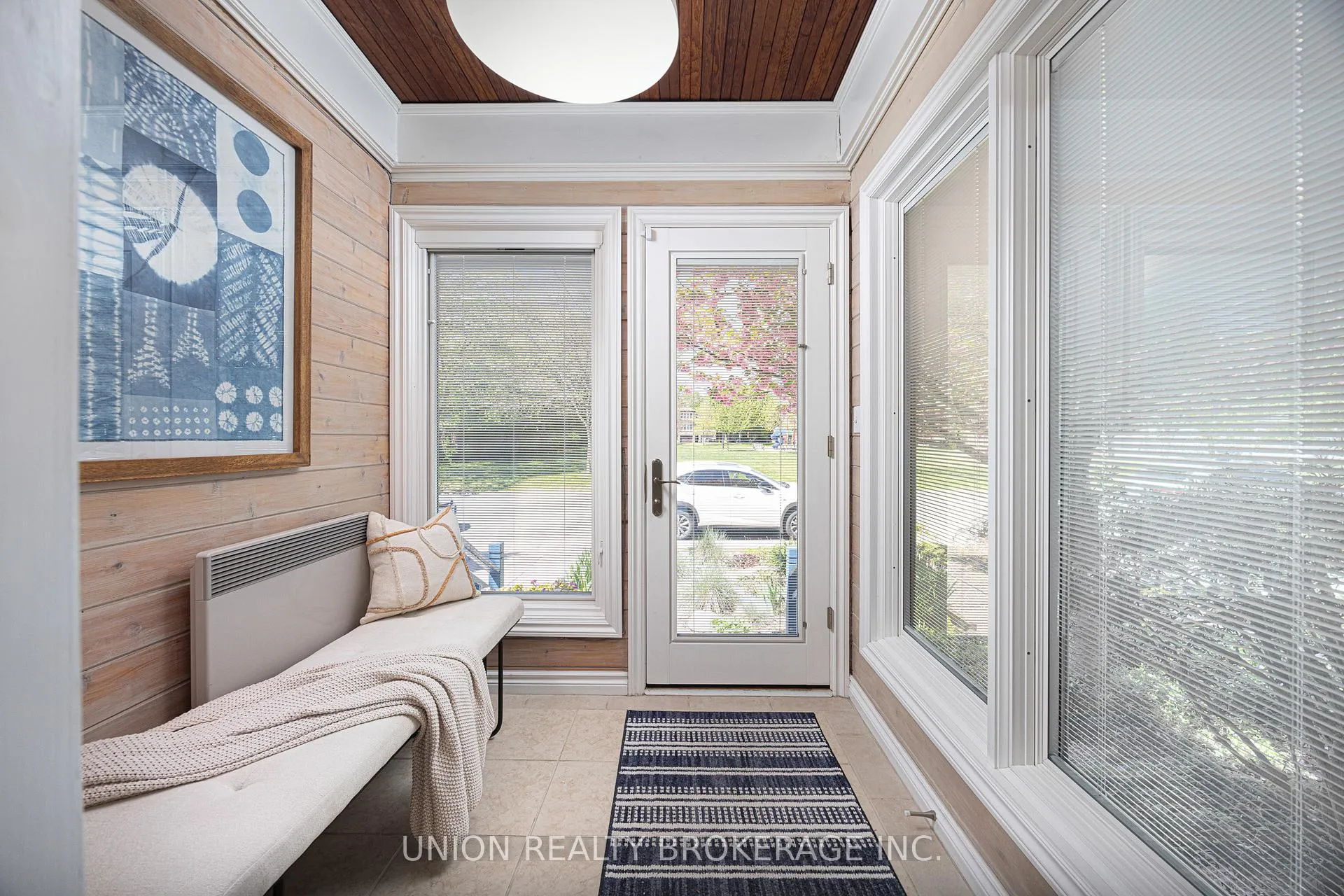 Photo 4 of 11 Avonlea Boulevard, Toronto, East End-Danforth — HOMEH