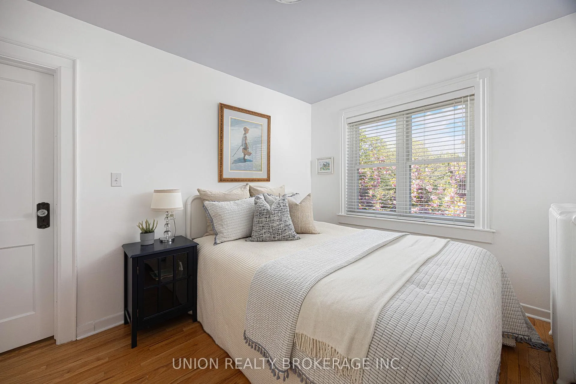 Photo 20 of 11 Avonlea Boulevard, Toronto, East End-Danforth — HOMEH
