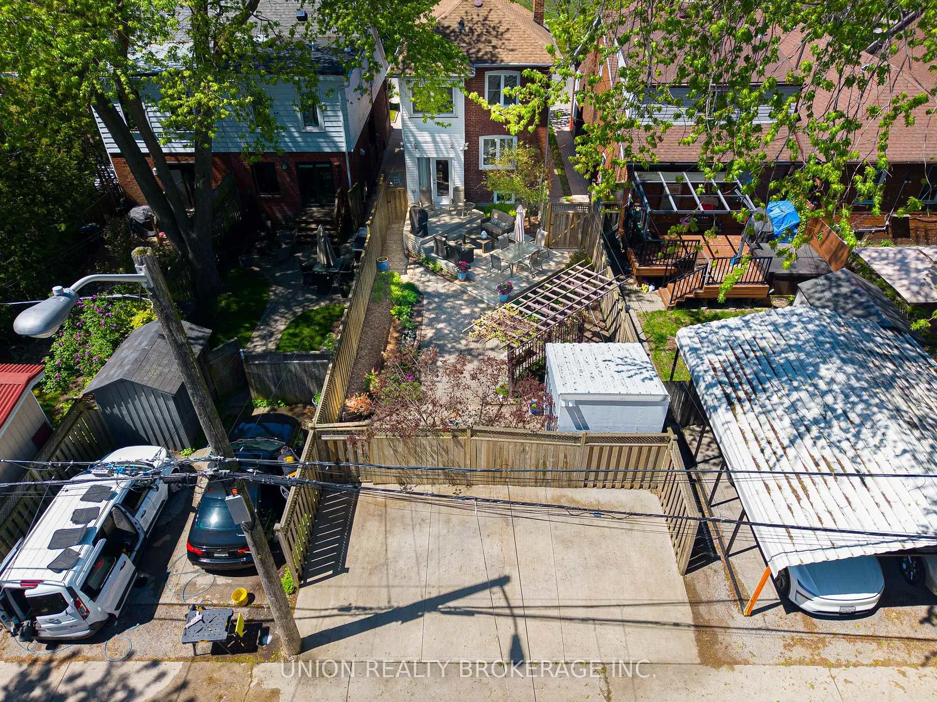 Photo 36 of 11 Avonlea Boulevard, Toronto, East End-Danforth — HOMEH