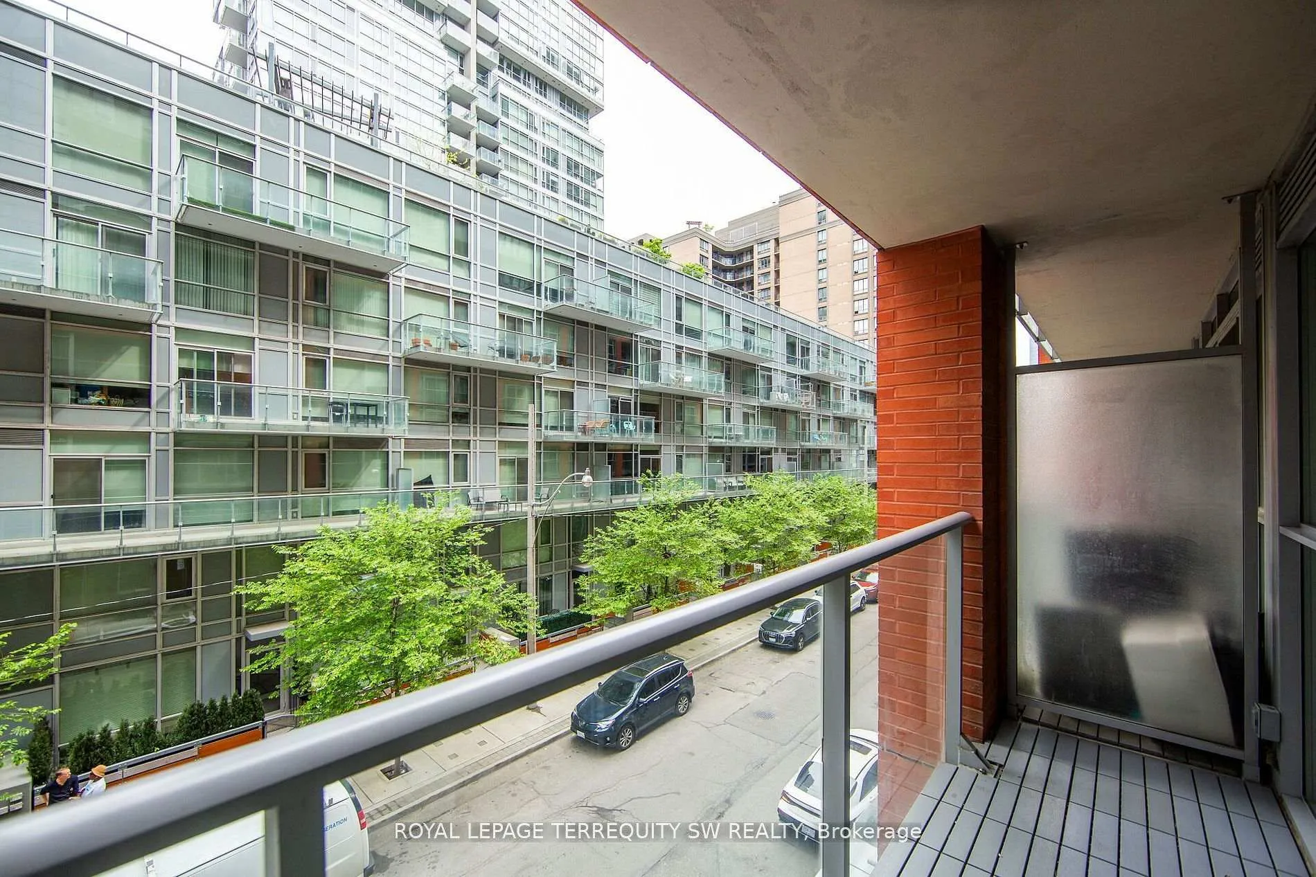 Photo 6 of Unit 302, 21 Nelson Street, Toronto, Waterfront Communities — HOMEH