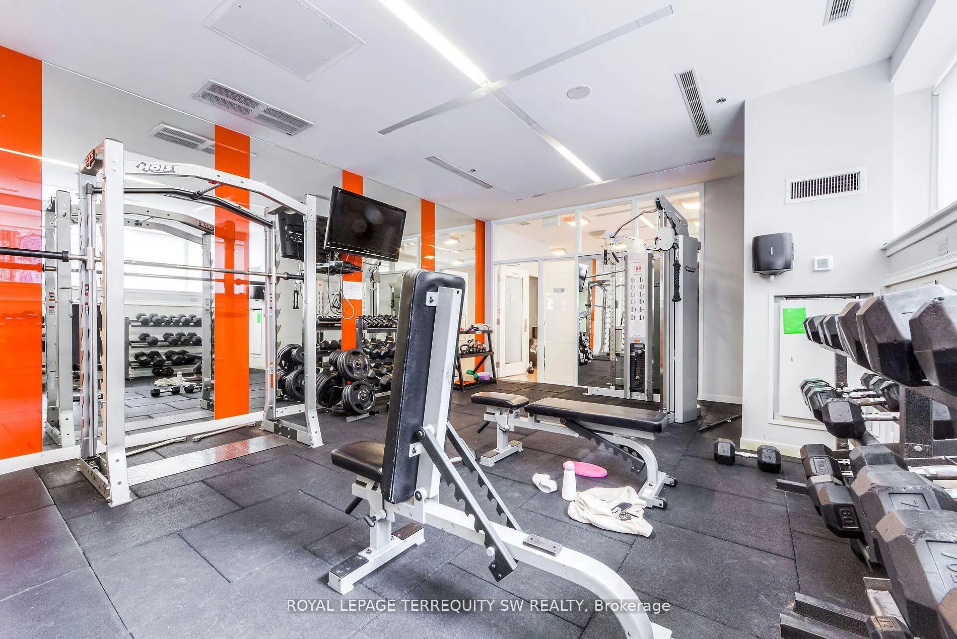 Photo 9 of Unit 302, 21 Nelson Street, Toronto, Waterfront Communities — HOMEH