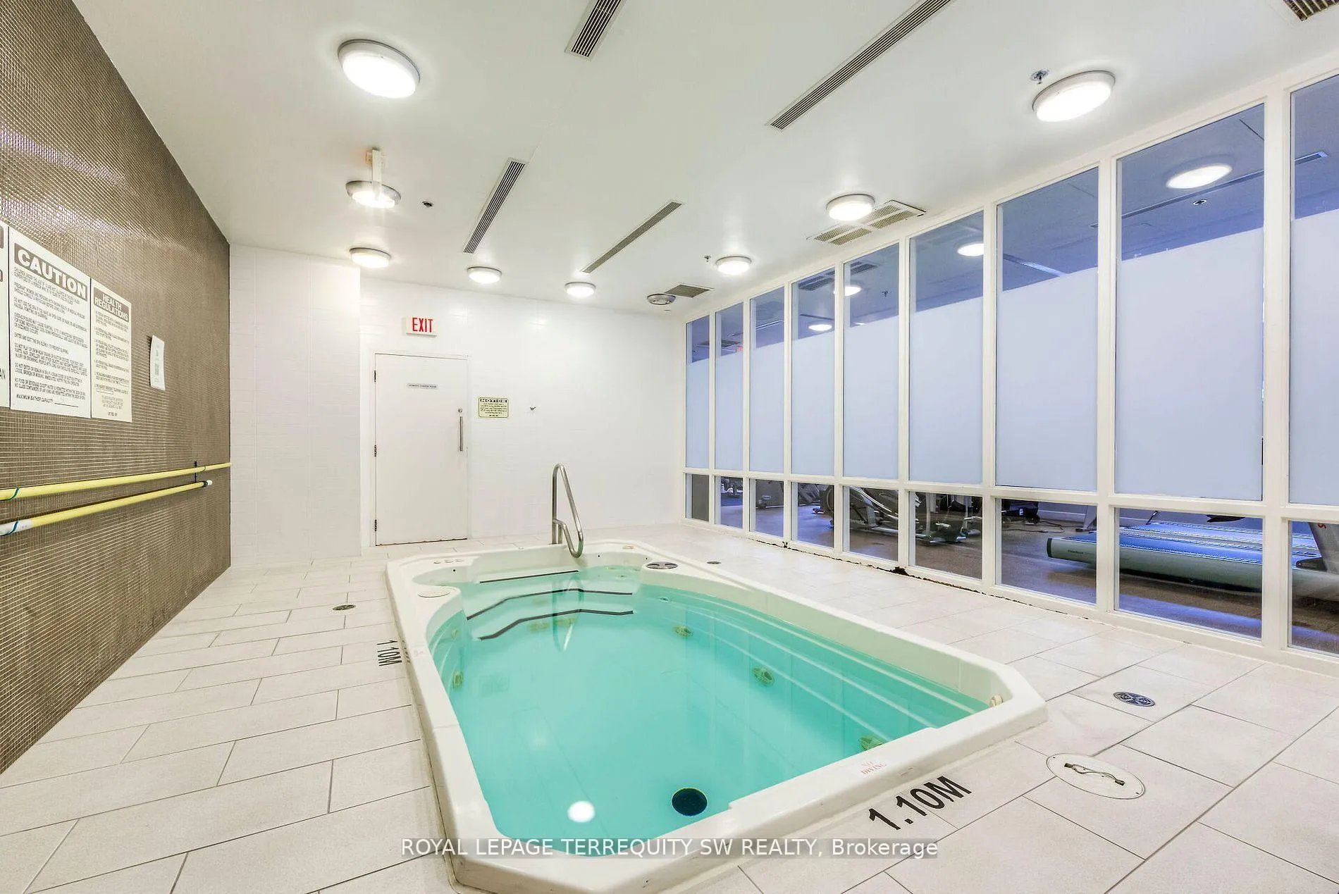 Photo 10 of Unit 302, 21 Nelson Street, Toronto, Waterfront Communities — HOMEH