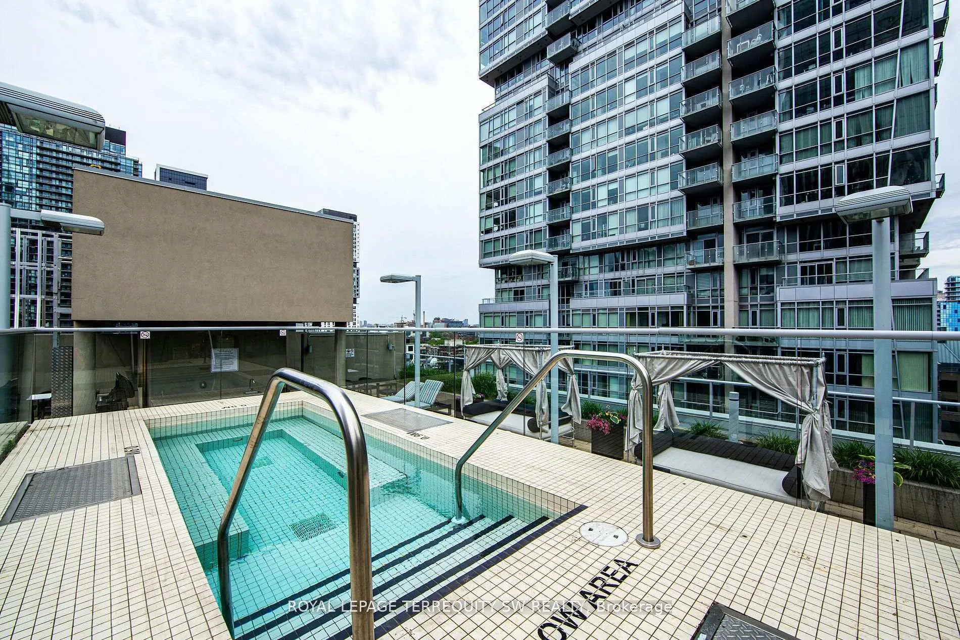 Photo 20 of Unit 302, 21 Nelson Street, Toronto, Waterfront Communities — HOMEH