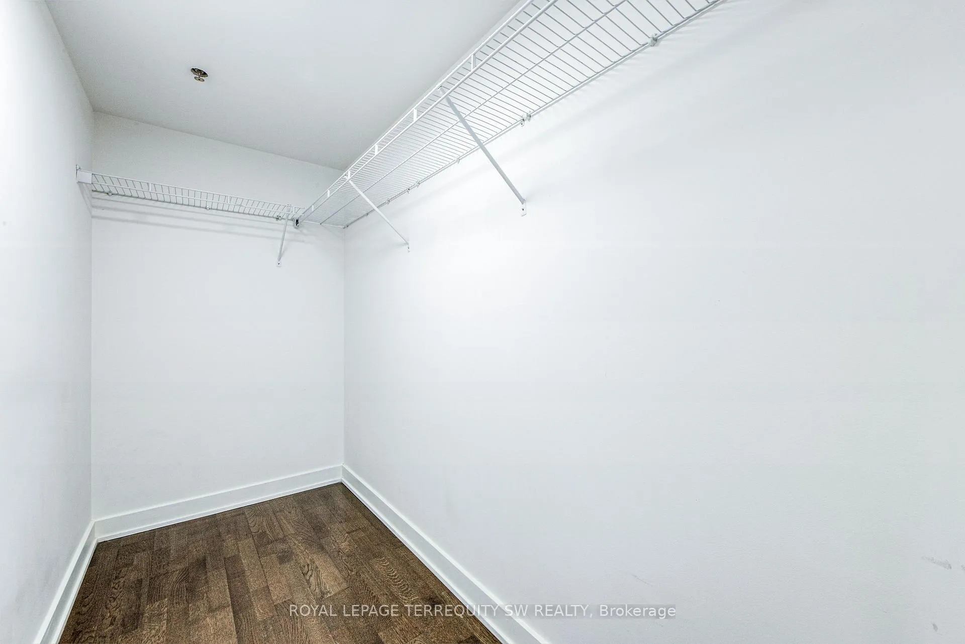 Photo 40 of Unit 302, 21 Nelson Street, Toronto, Waterfront Communities — HOMEH