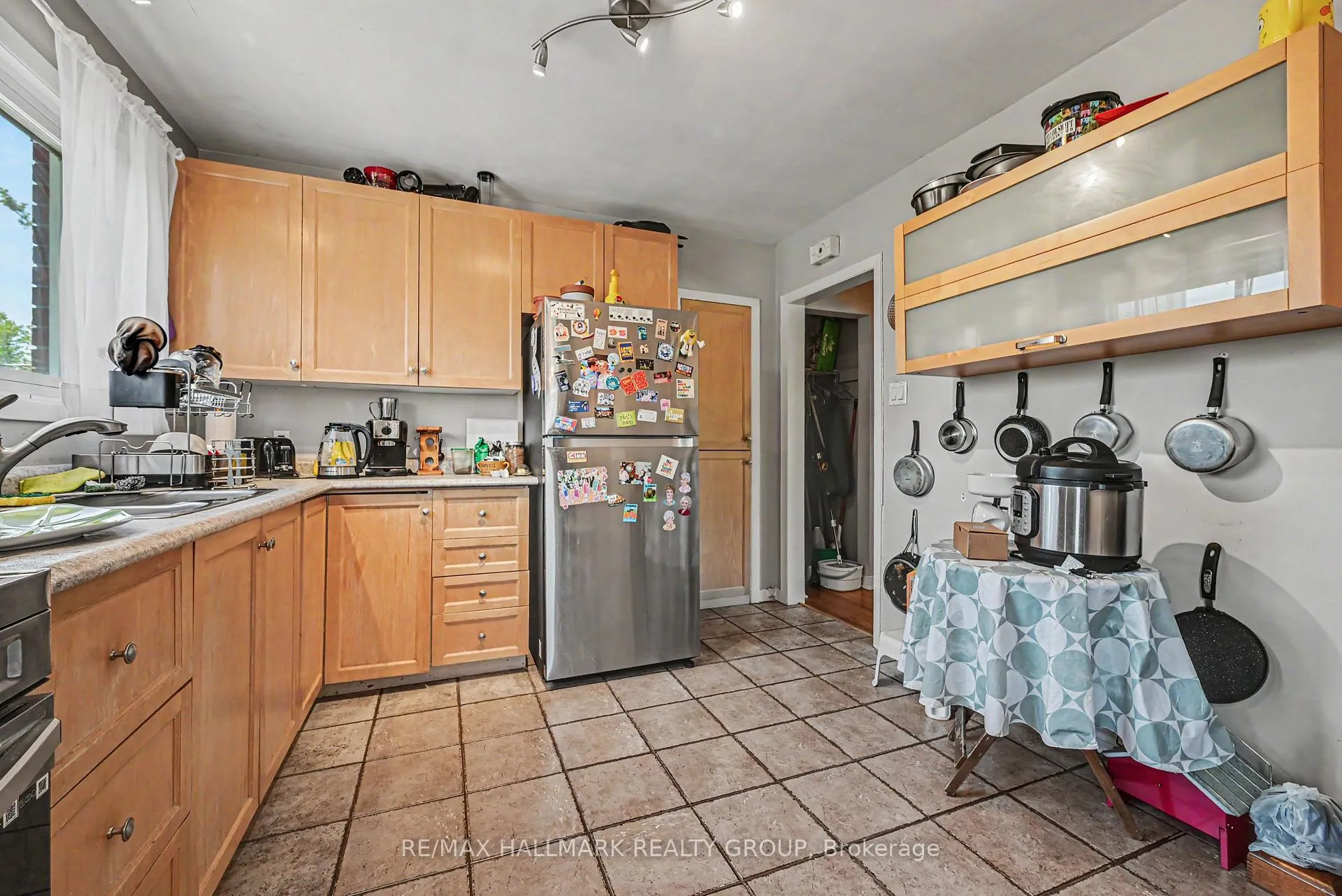 Photo 17 of 296 Britannia Road, Ottawa, Britannia — HOMEH