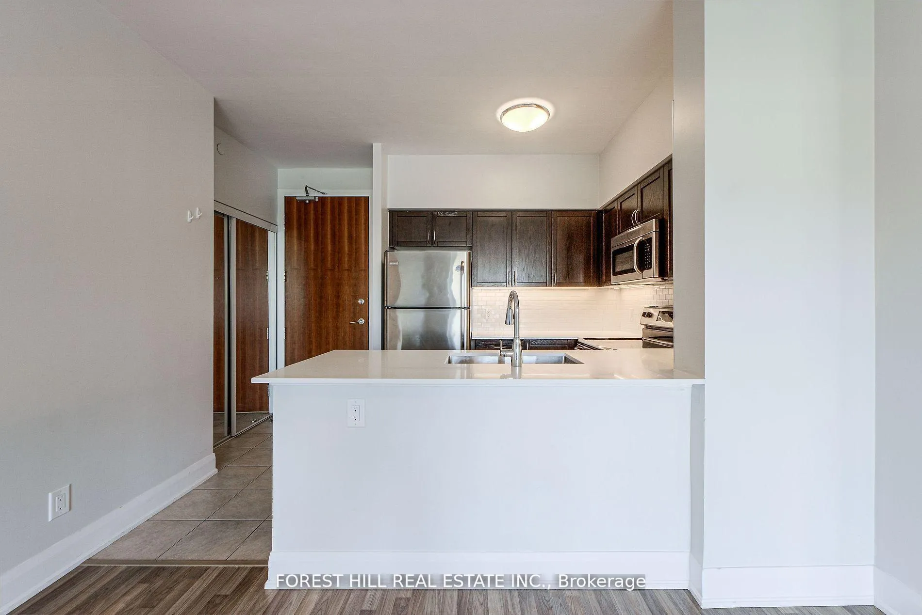 Photo 9 of Unit 309, 4700 Highway 7, Vaughan, East Woodbridge — HOMEH