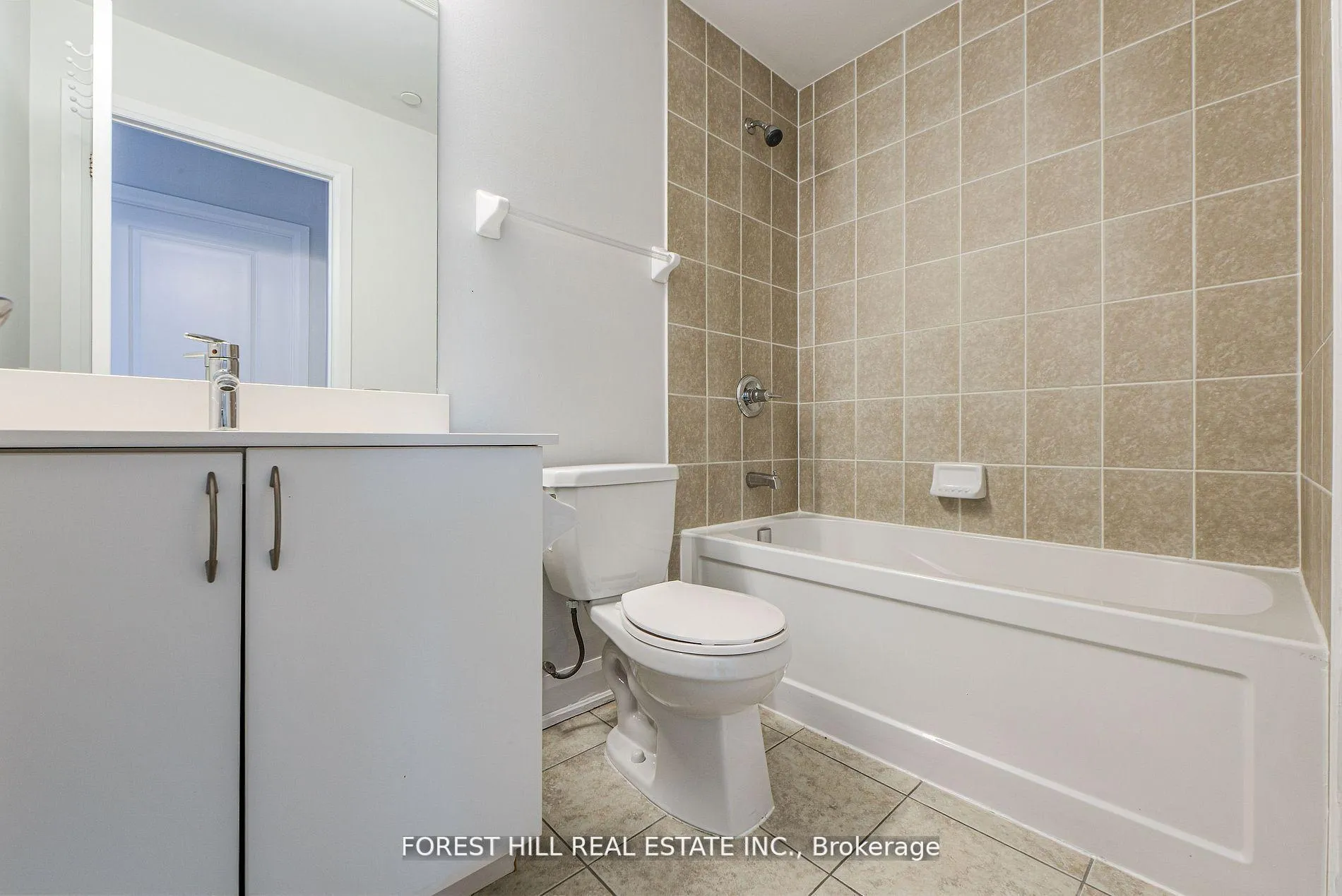 Photo 15 of Unit 309, 4700 Highway 7, Vaughan, East Woodbridge — HOMEH
