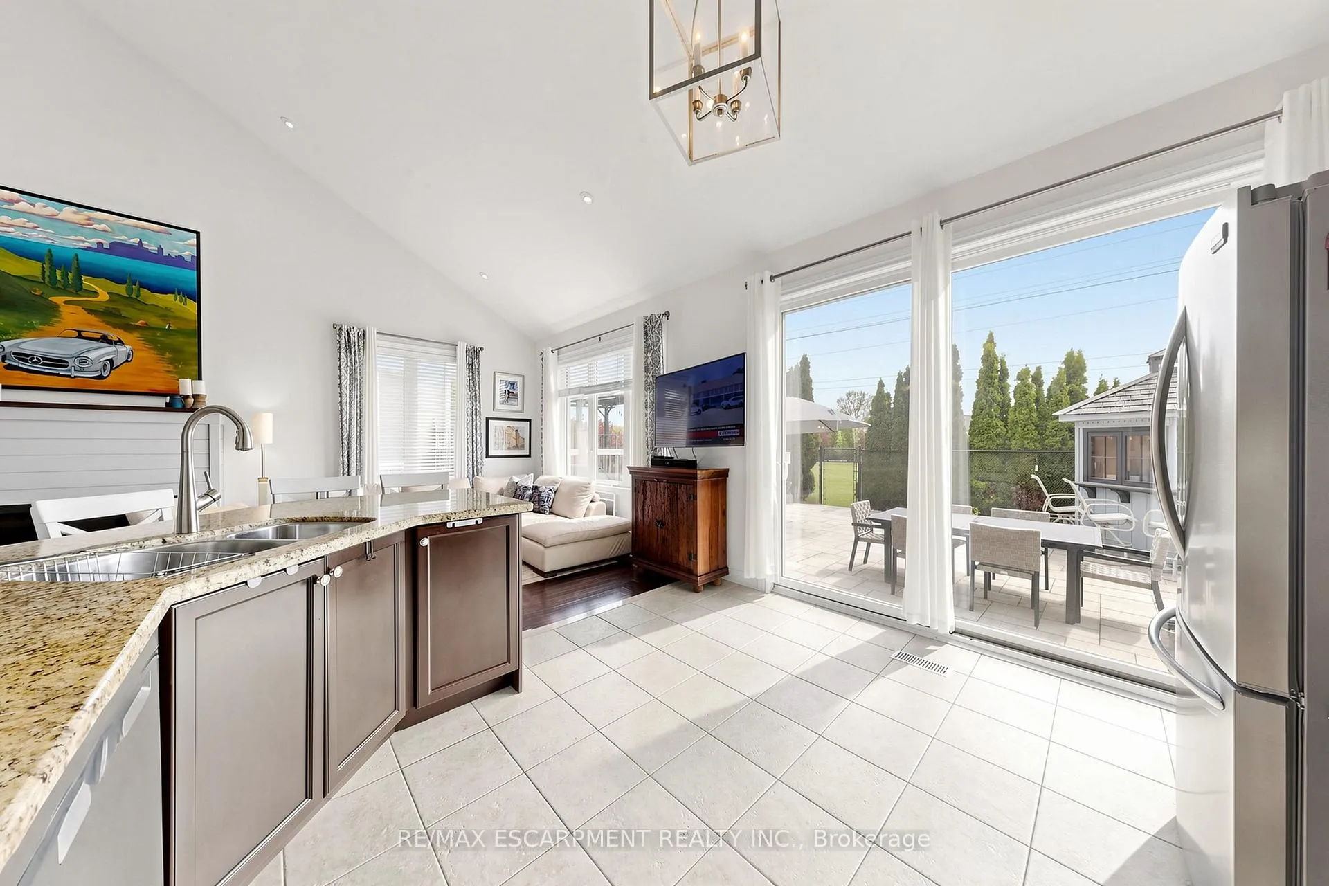 Photo 15 of 4176 Saunders Crescent, Burlington, Rose — HOMEH