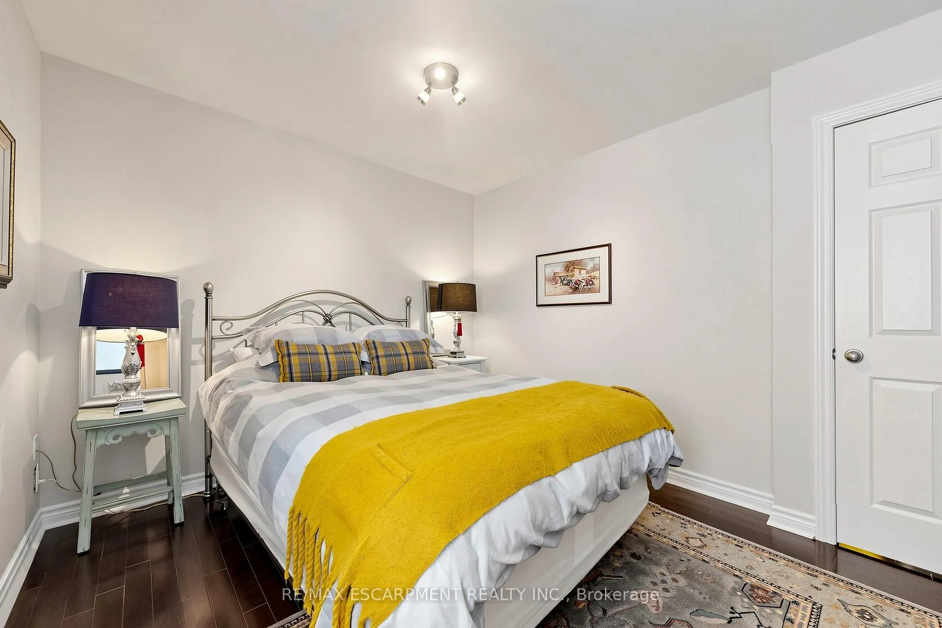 Photo 32 of 4176 Saunders Crescent, Burlington, Rose — HOMEH