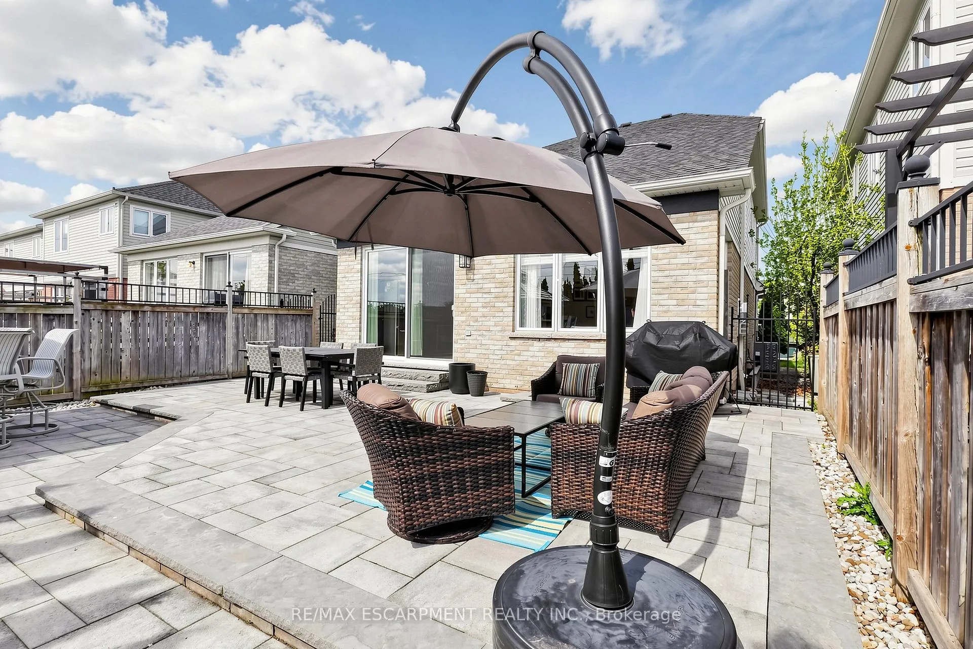 Photo 41 of 4176 Saunders Crescent, Burlington, Rose — HOMEH