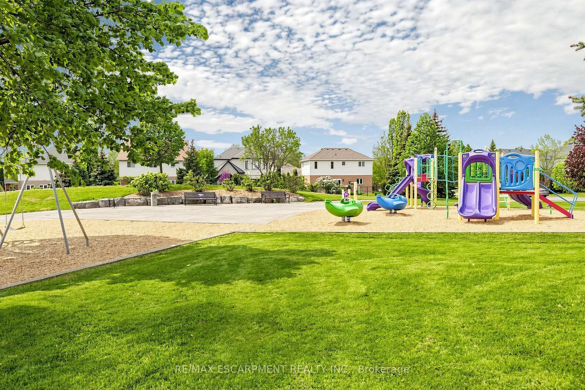 Photo 46 of 4176 Saunders Crescent, Burlington, Rose — HOMEH