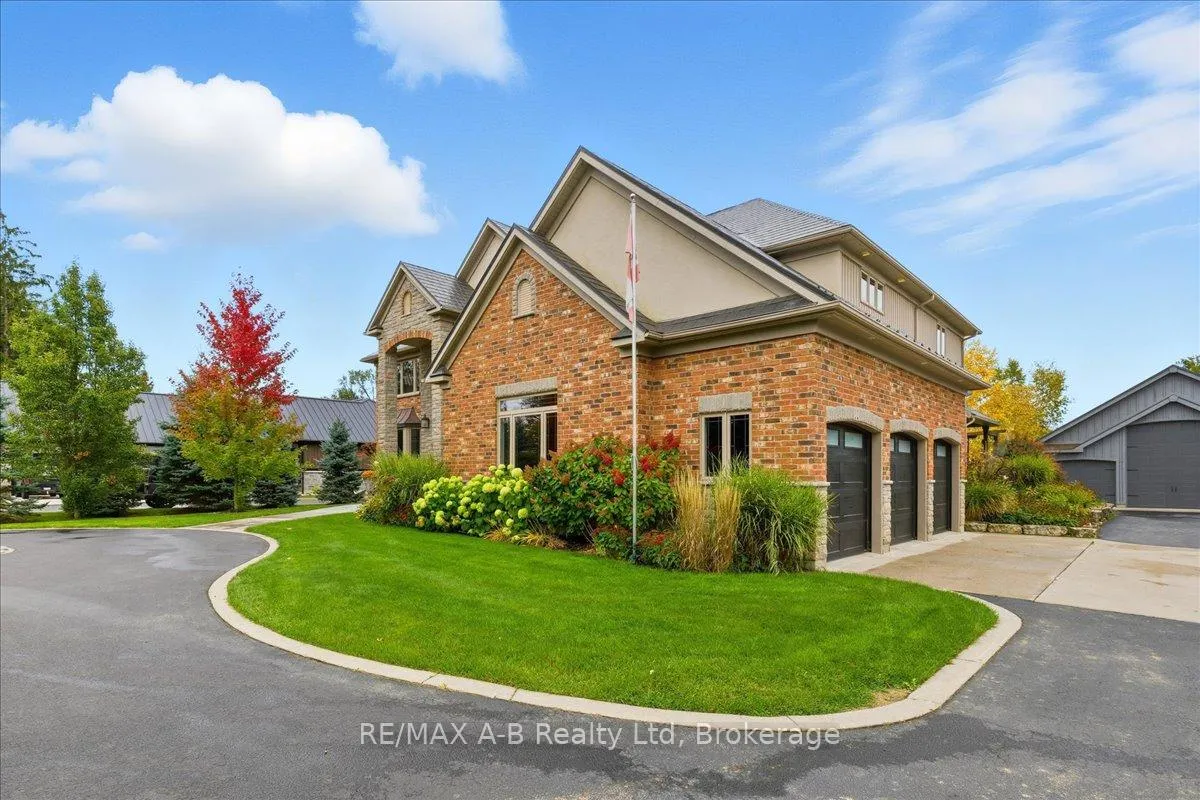 Photo 4 of 151 Huron Road, Perth South, Sebringville — HOMEH
