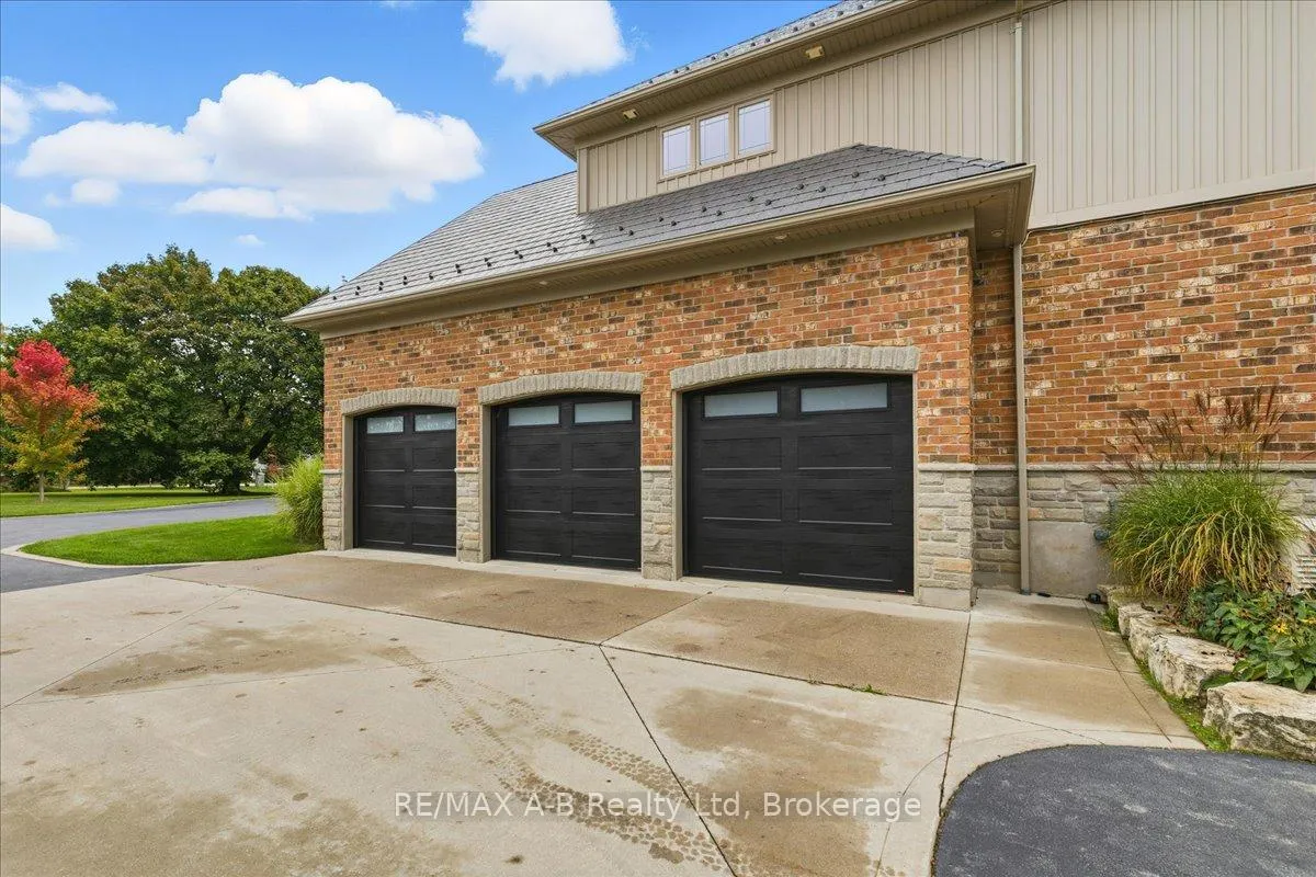 Photo 7 of 151 Huron Road, Perth South, Sebringville — HOMEH