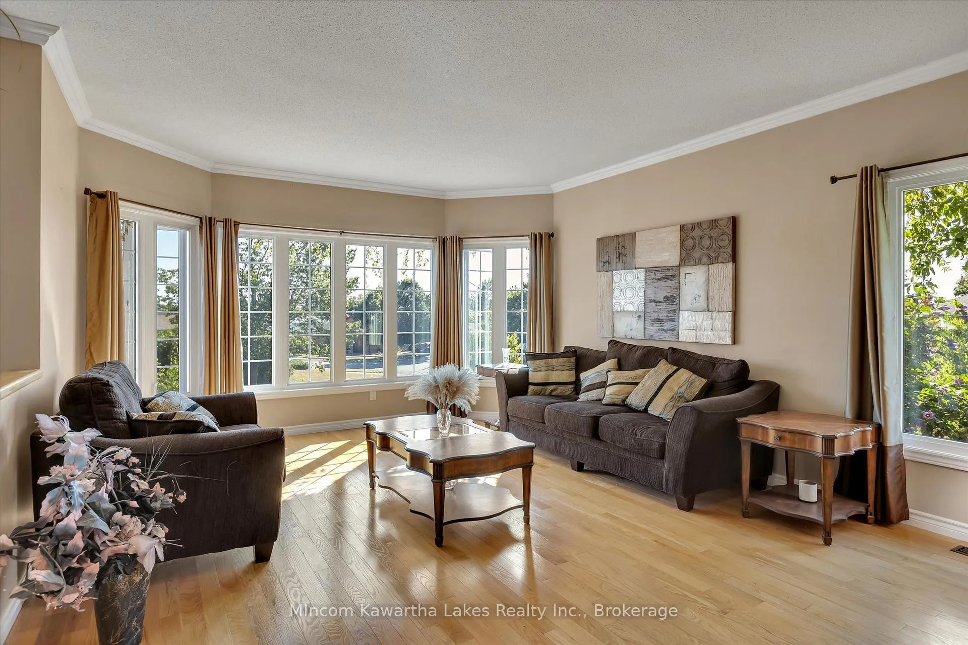 Photo 7 of 2301 Sumac Street, Peterborough, Monaghan Ward 2 — HOMEH