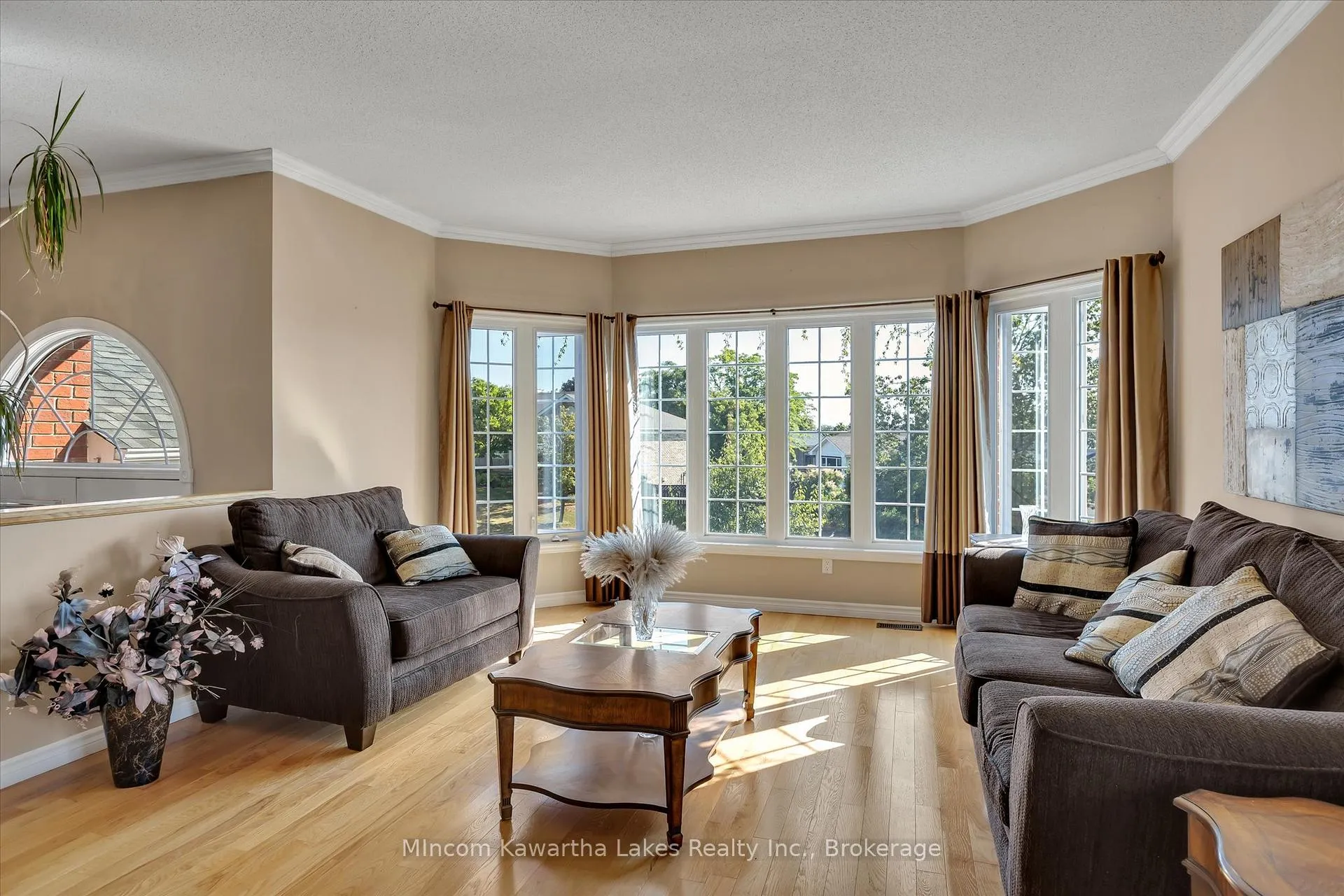 Photo 8 of 2301 Sumac Street, Peterborough, Monaghan Ward 2 — HOMEH
