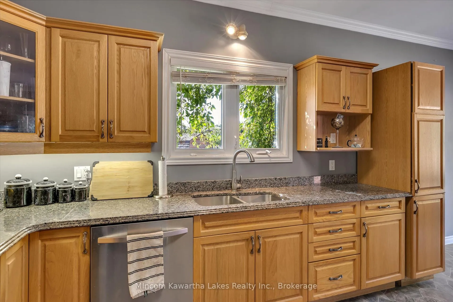 Photo 18 of 2301 Sumac Street, Peterborough, Monaghan Ward 2 — HOMEH