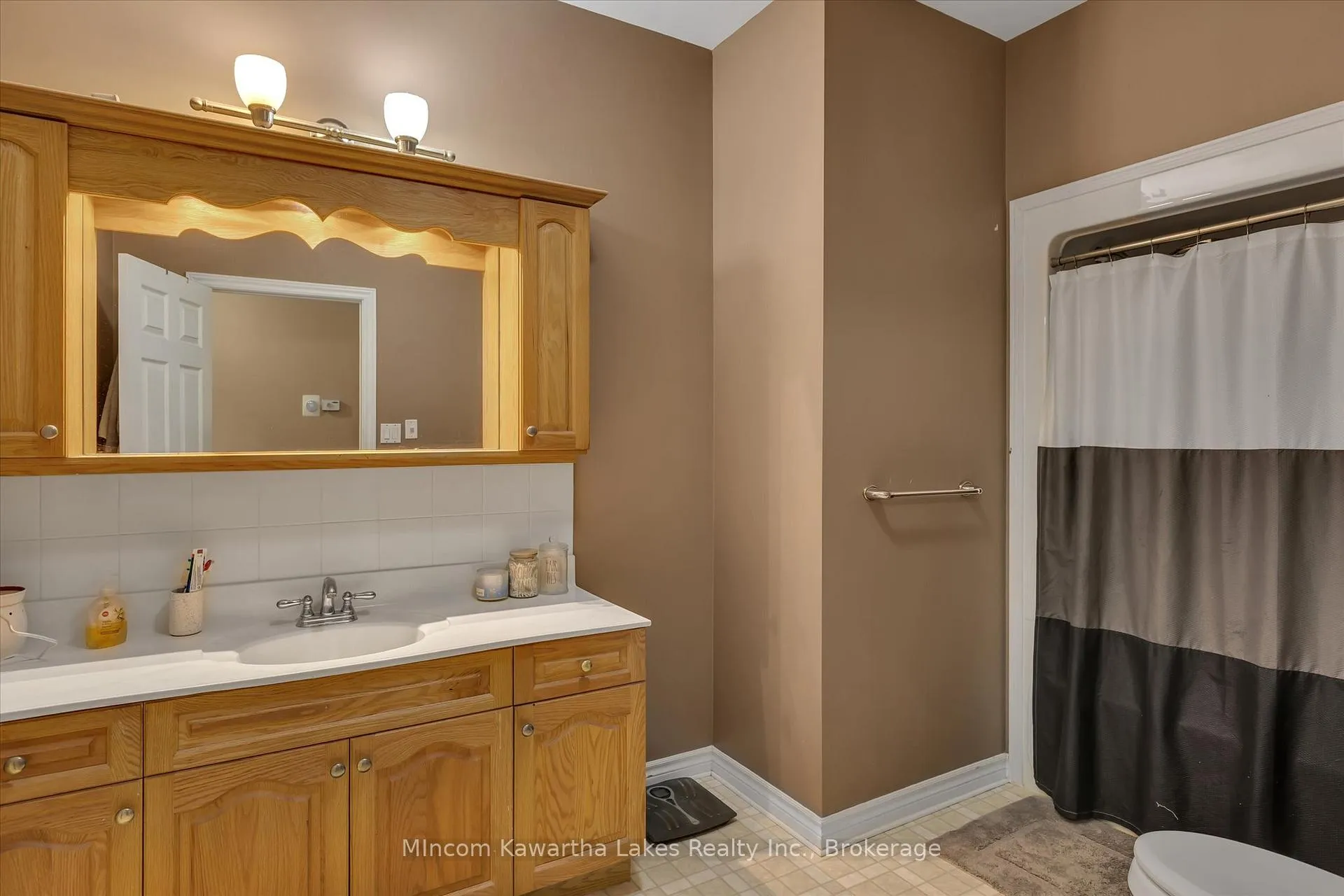 Photo 30 of 2301 Sumac Street, Peterborough, Monaghan Ward 2 — HOMEH