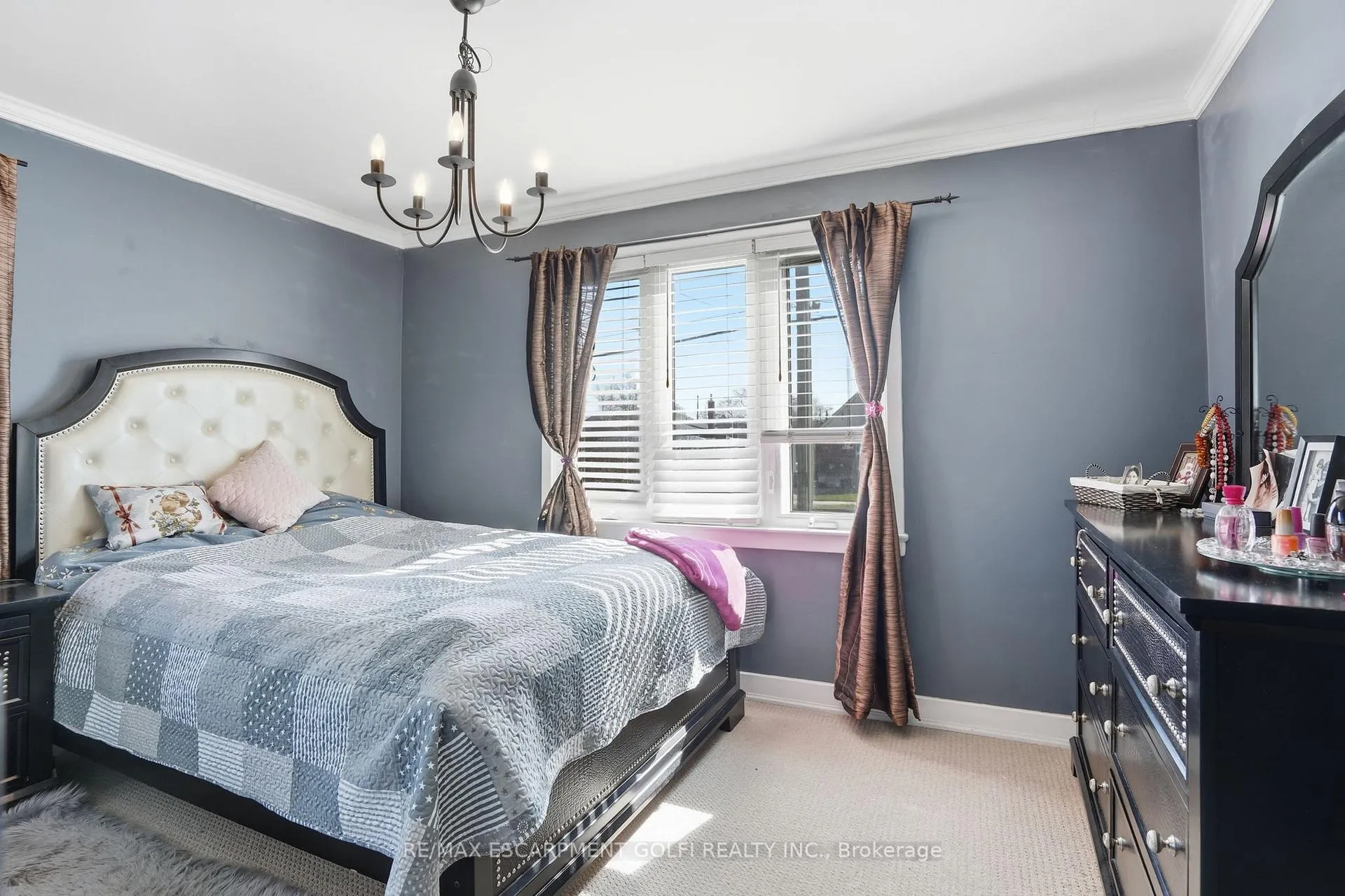 Photo 17 of 848 Upper Wellington Street, Hamilton, Balfour — HOMEH