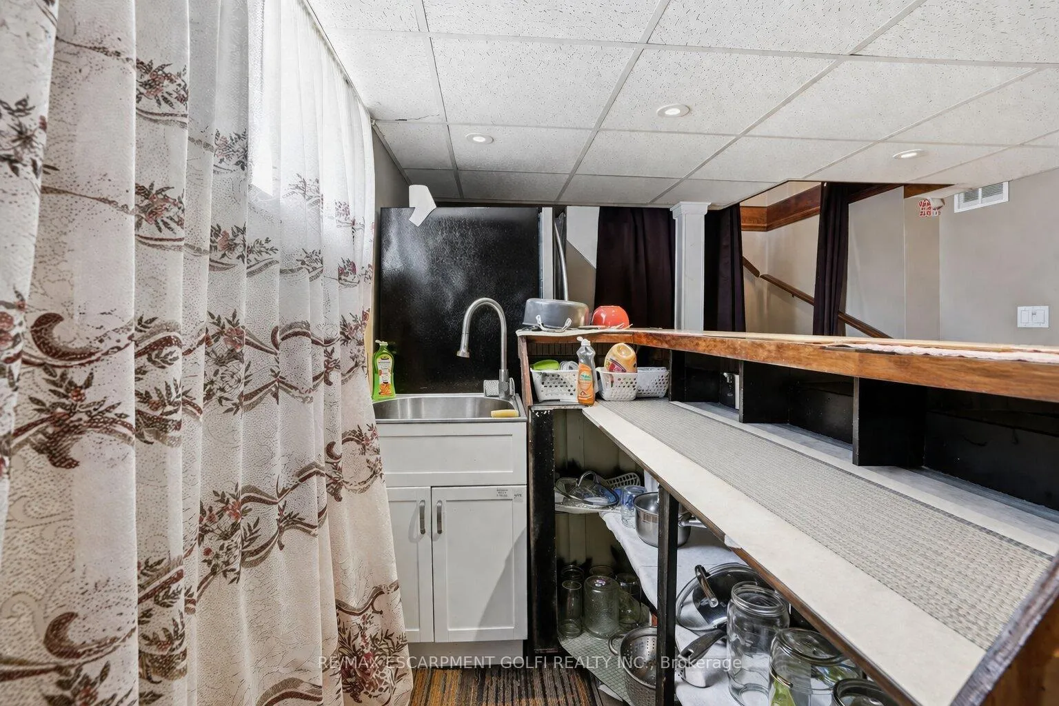 Photo 23 of 848 Upper Wellington Street, Hamilton, Balfour — HOMEH