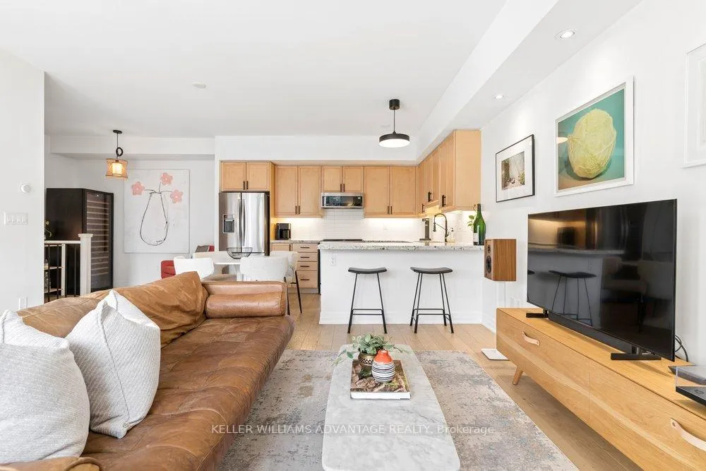Photo 19 of Unit 402, 57 Macaulay Avenue, Toronto, Dovercourt-Wallace Emerson-Junction — HOMEH