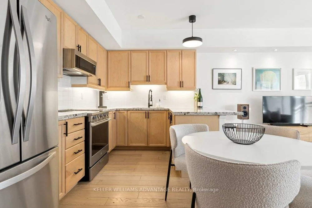 Photo 24 of Unit 402, 57 Macaulay Avenue, Toronto, Dovercourt-Wallace Emerson-Junction — HOMEH