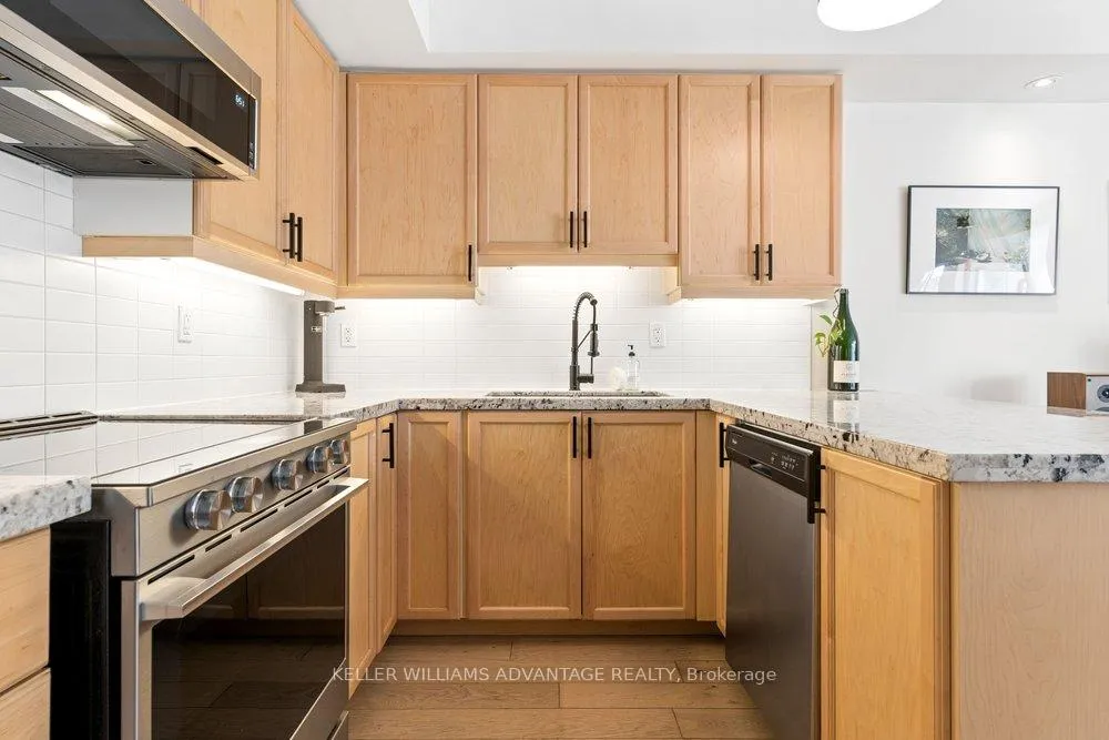 Photo 25 of Unit 402, 57 Macaulay Avenue, Toronto, Dovercourt-Wallace Emerson-Junction — HOMEH