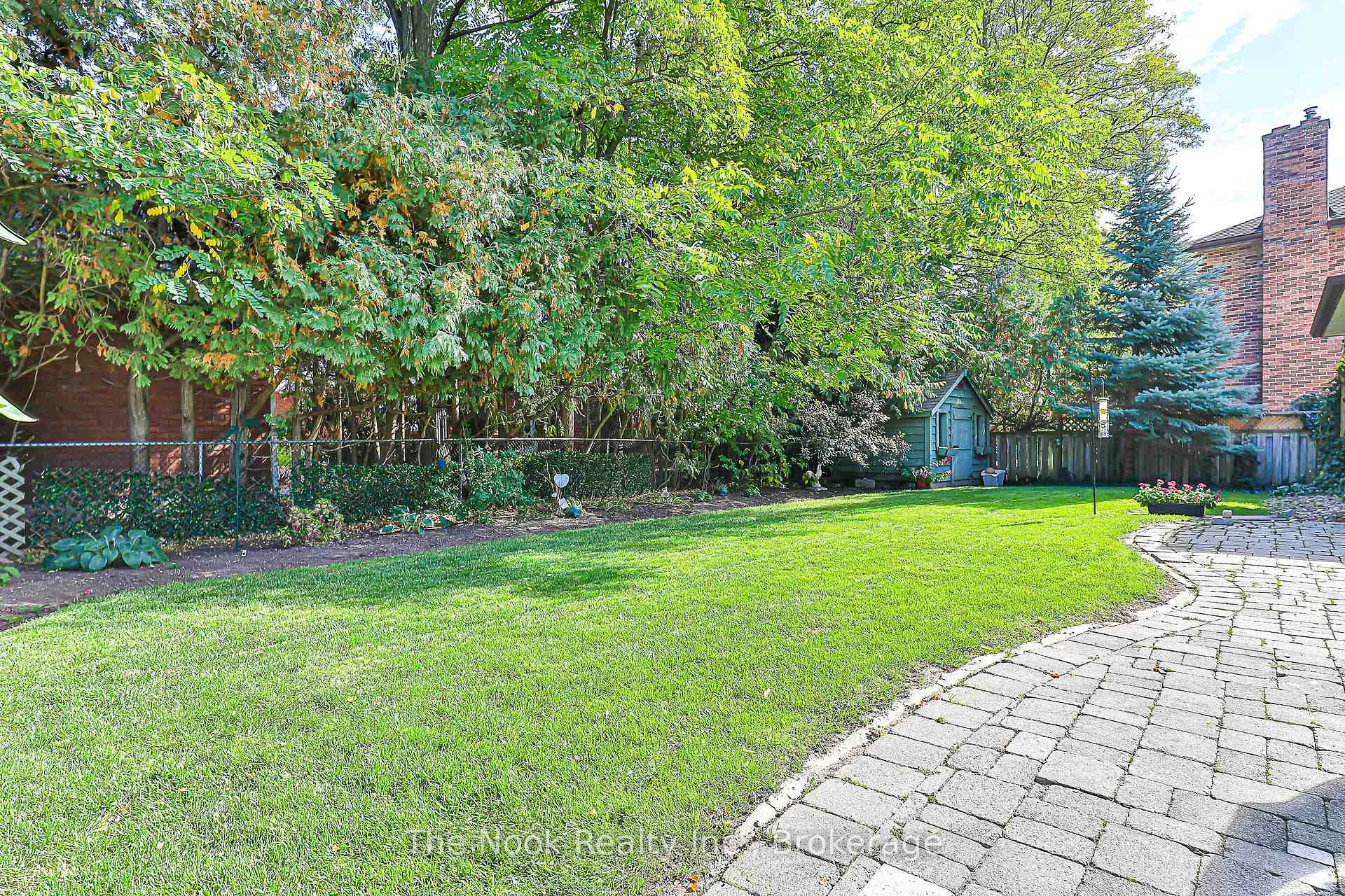 Photo 3 of 3 King Arthur's Court, Markham, Markham Village — HOMEH