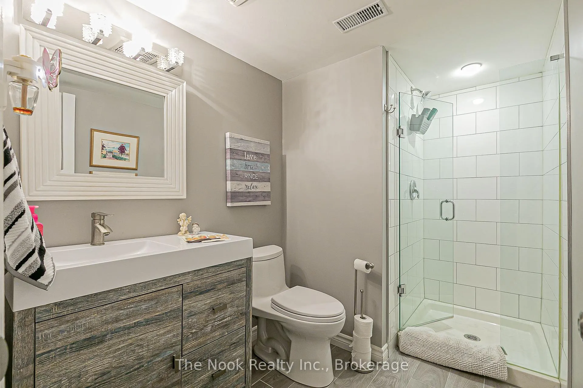 Photo 20 of 3 King Arthur's Court, Markham, Markham Village — HOMEH