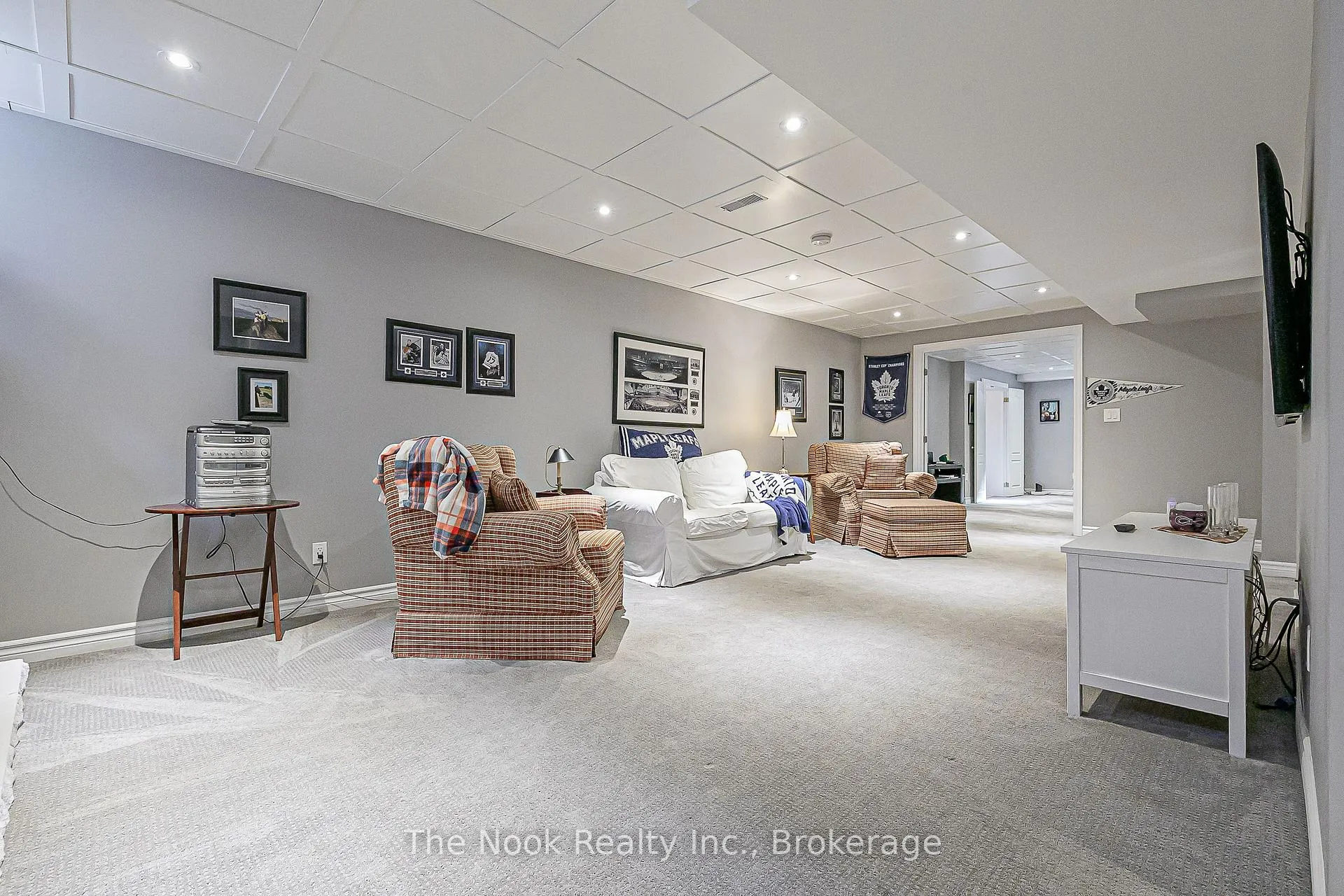Photo 23 of 3 King Arthur's Court, Markham, Markham Village — HOMEH